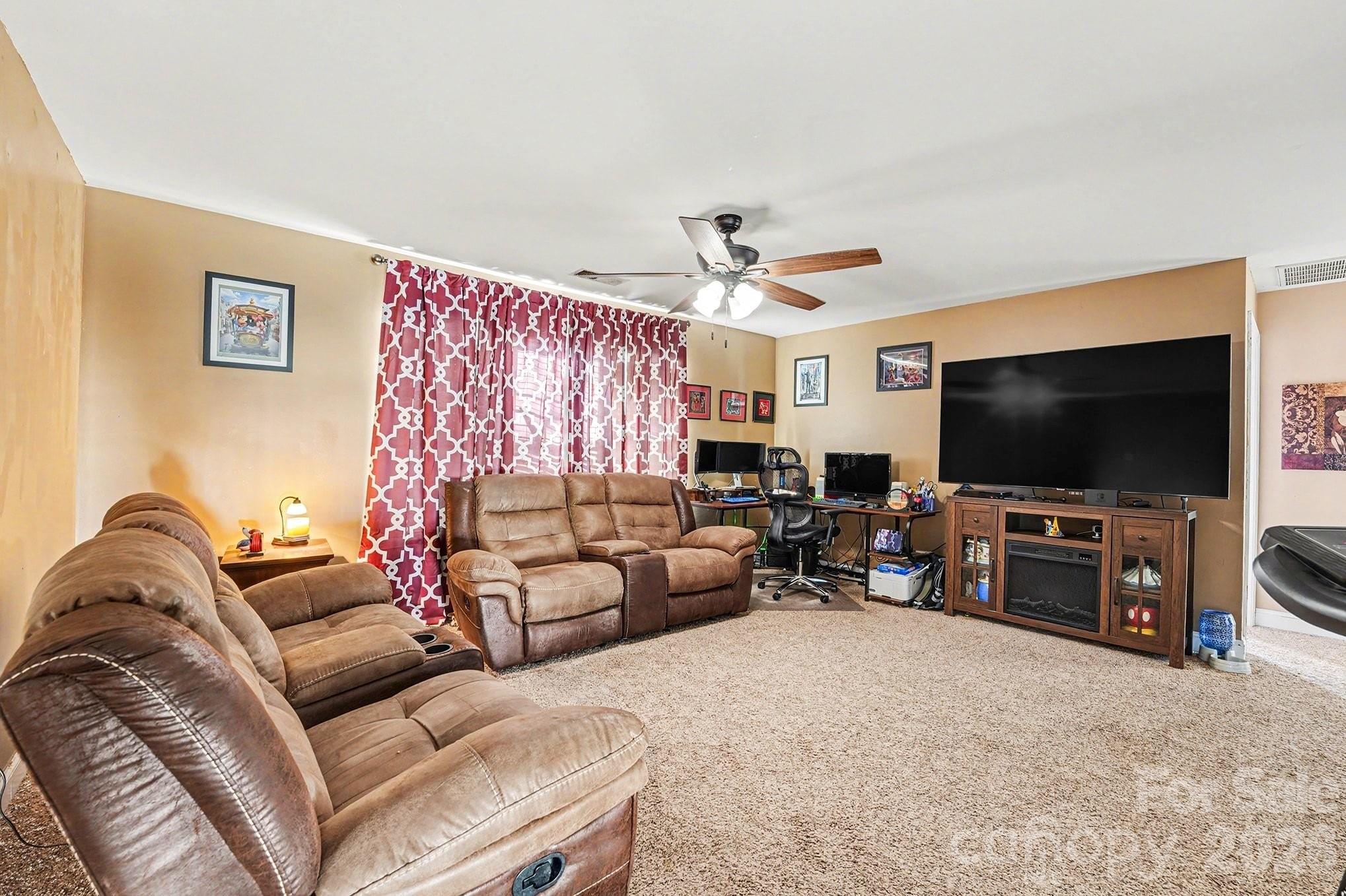4602 Waterford Drive NW — Concord