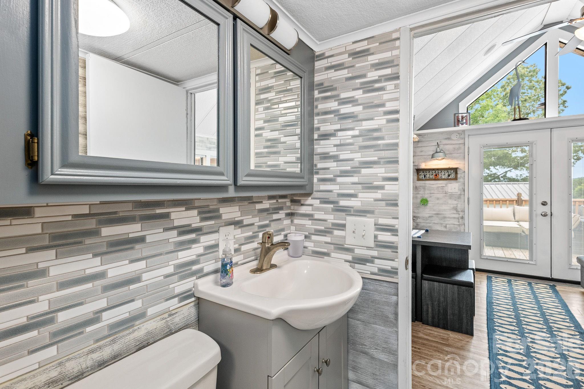 123 Grand View Drive #B180/181 — New London