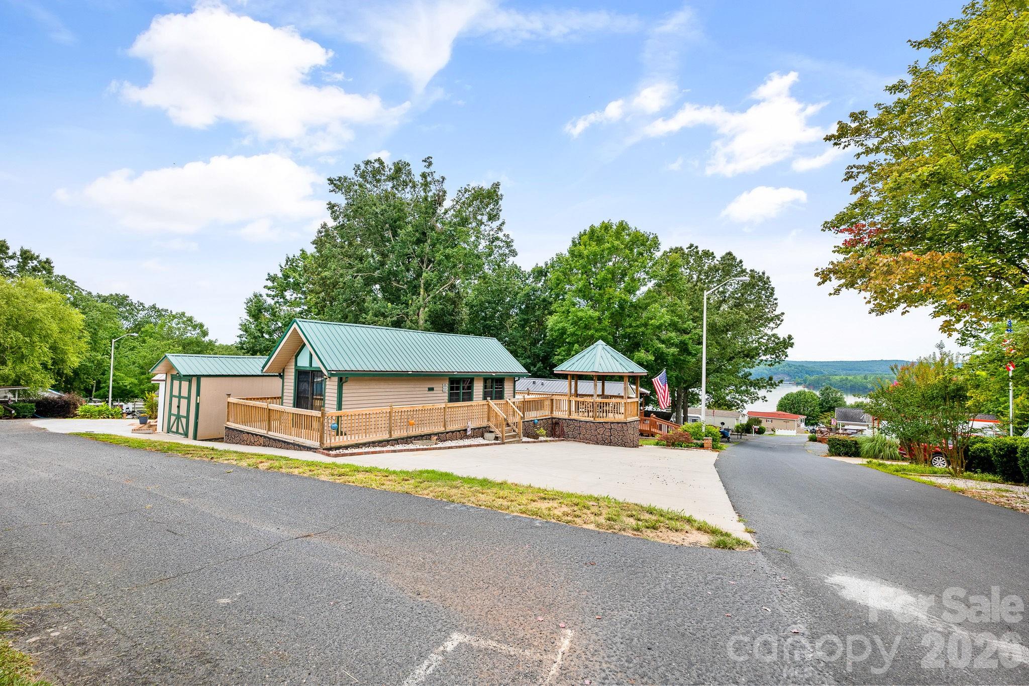 123 Grand View Drive #B180/181 — New London