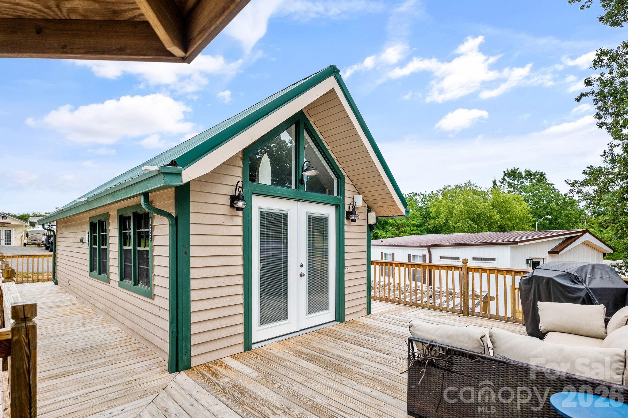 123 Grand View Drive #B180/181 — New London