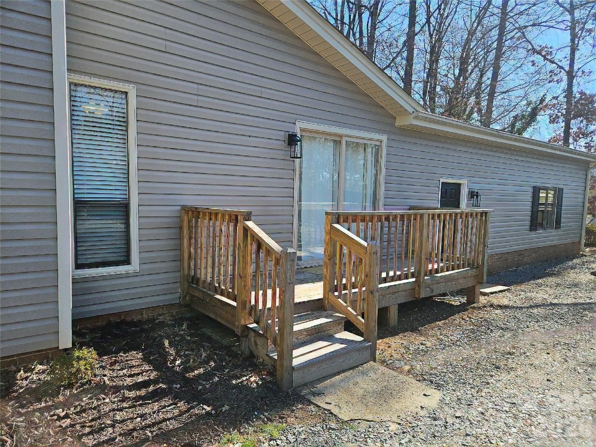 506 Settlement Drive — Midland