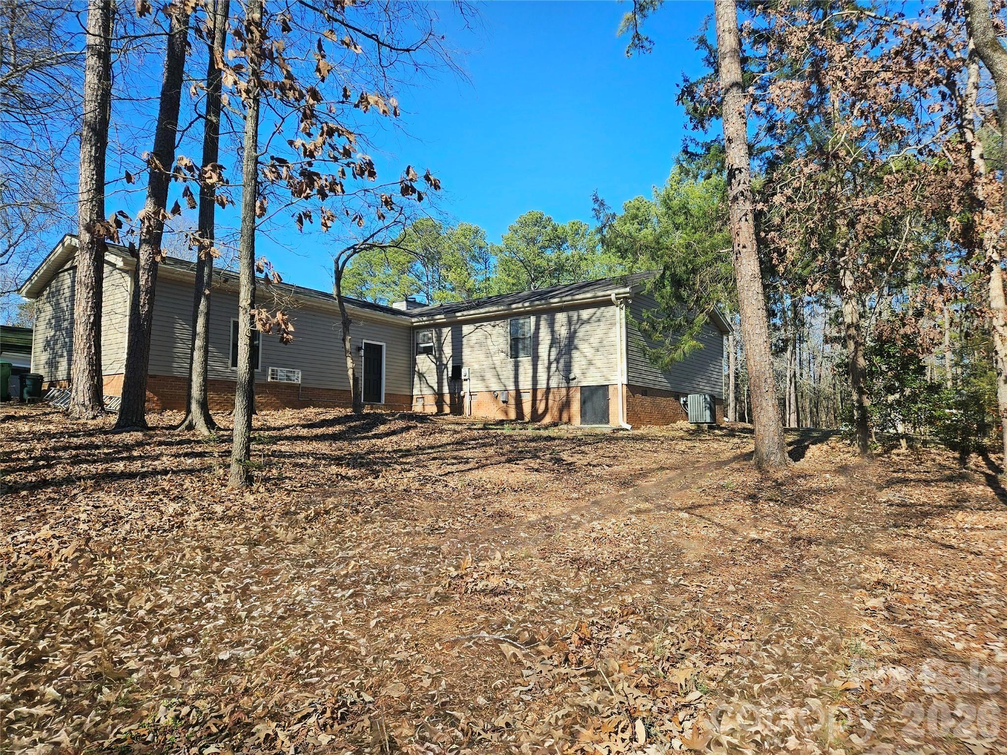 506 Settlement Drive — Midland