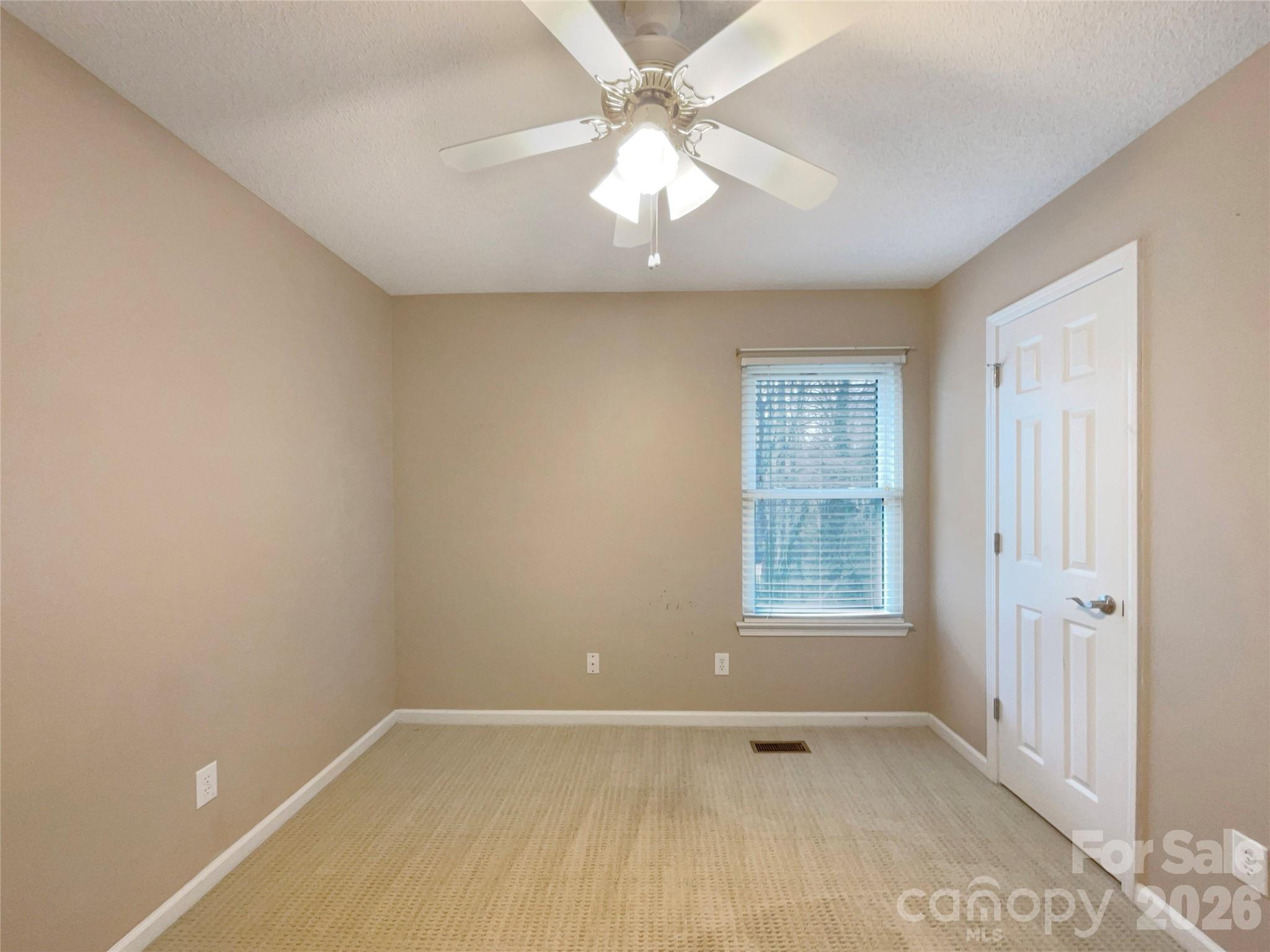 231 Fox Hollow Road — Mooresville