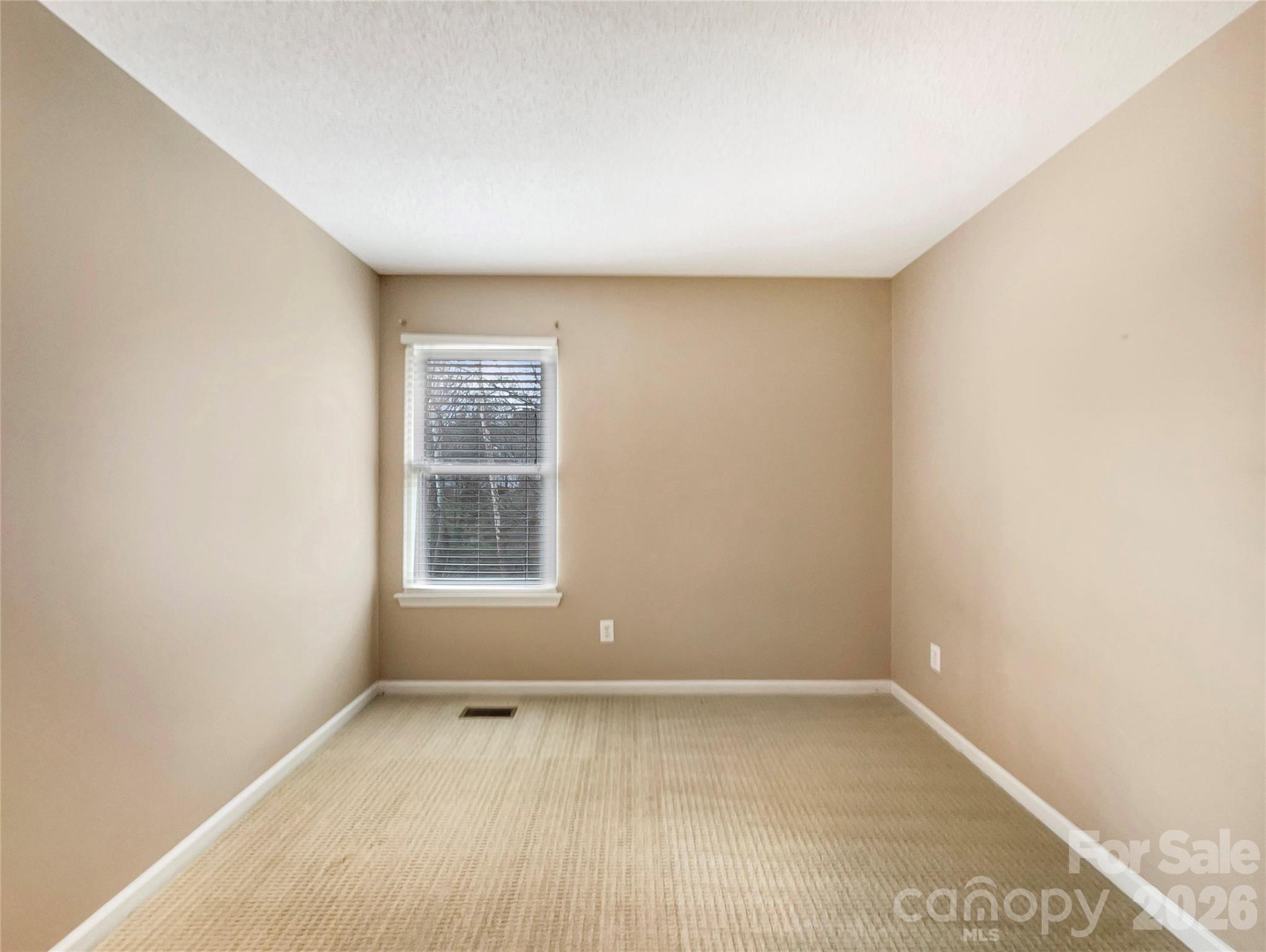 231 Fox Hollow Road — Mooresville
