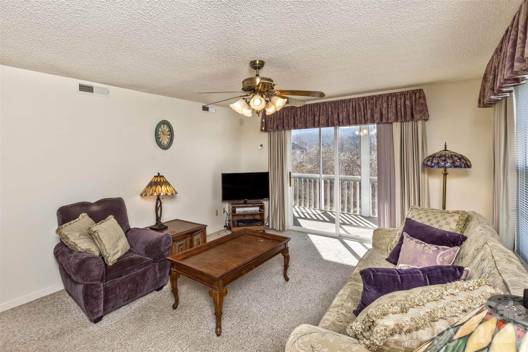3305 Idle Hour Drive — Asheville