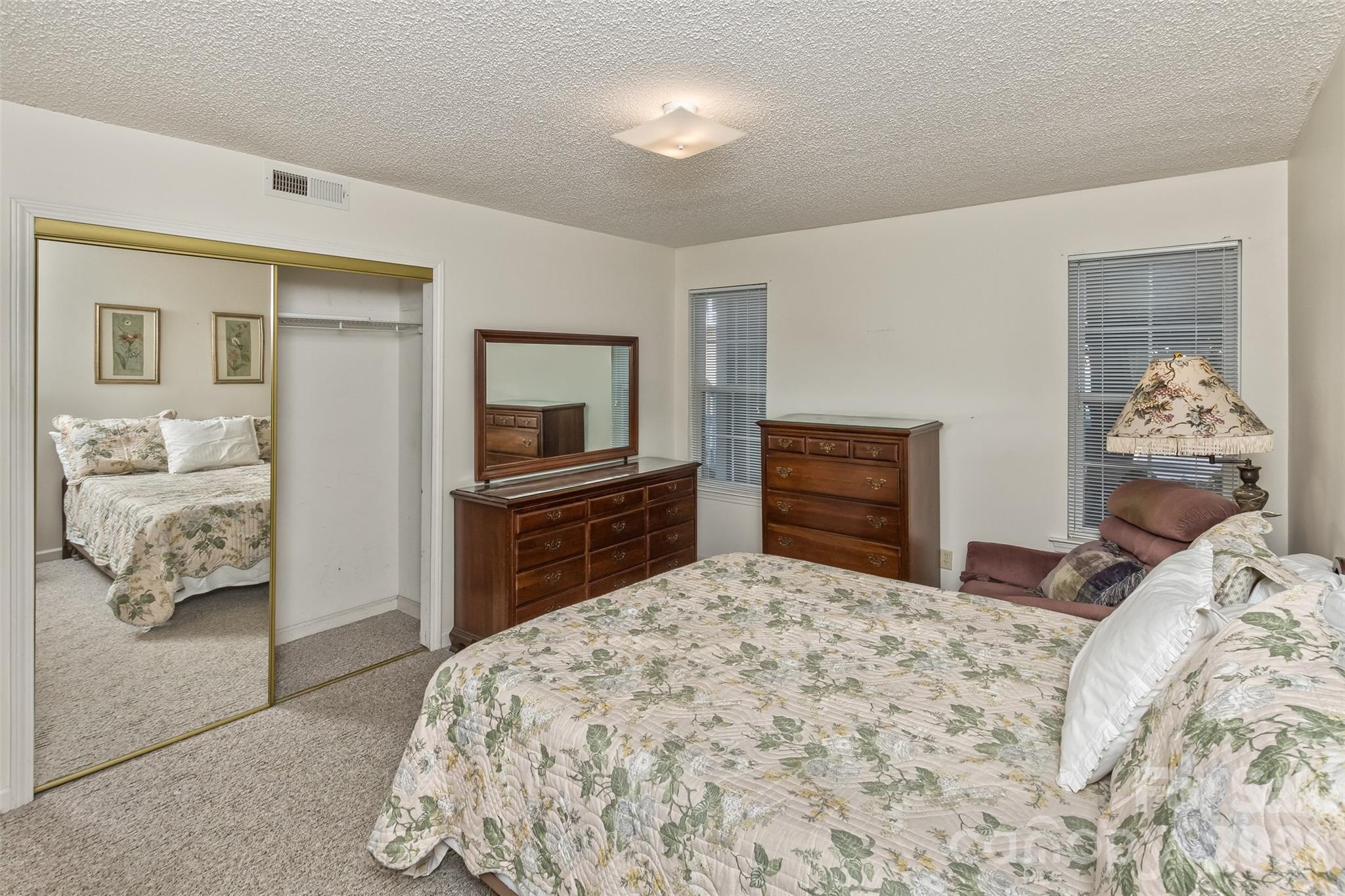 3305 Idle Hour Drive — Asheville