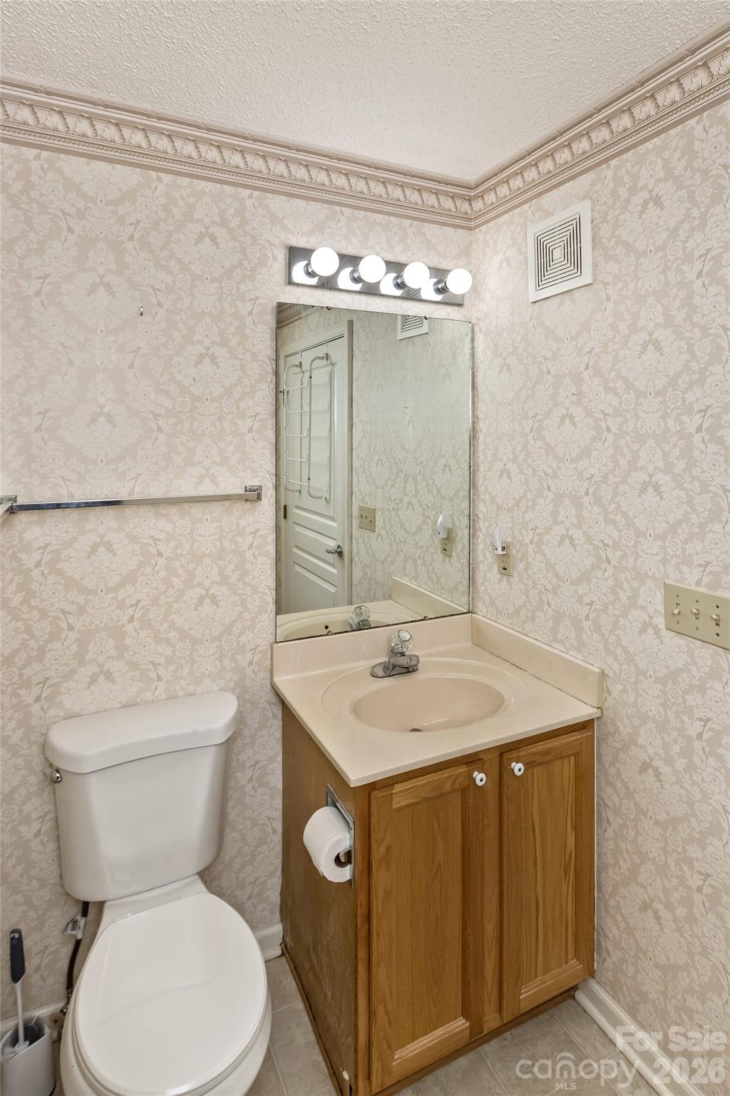 3305 Idle Hour Drive — Asheville