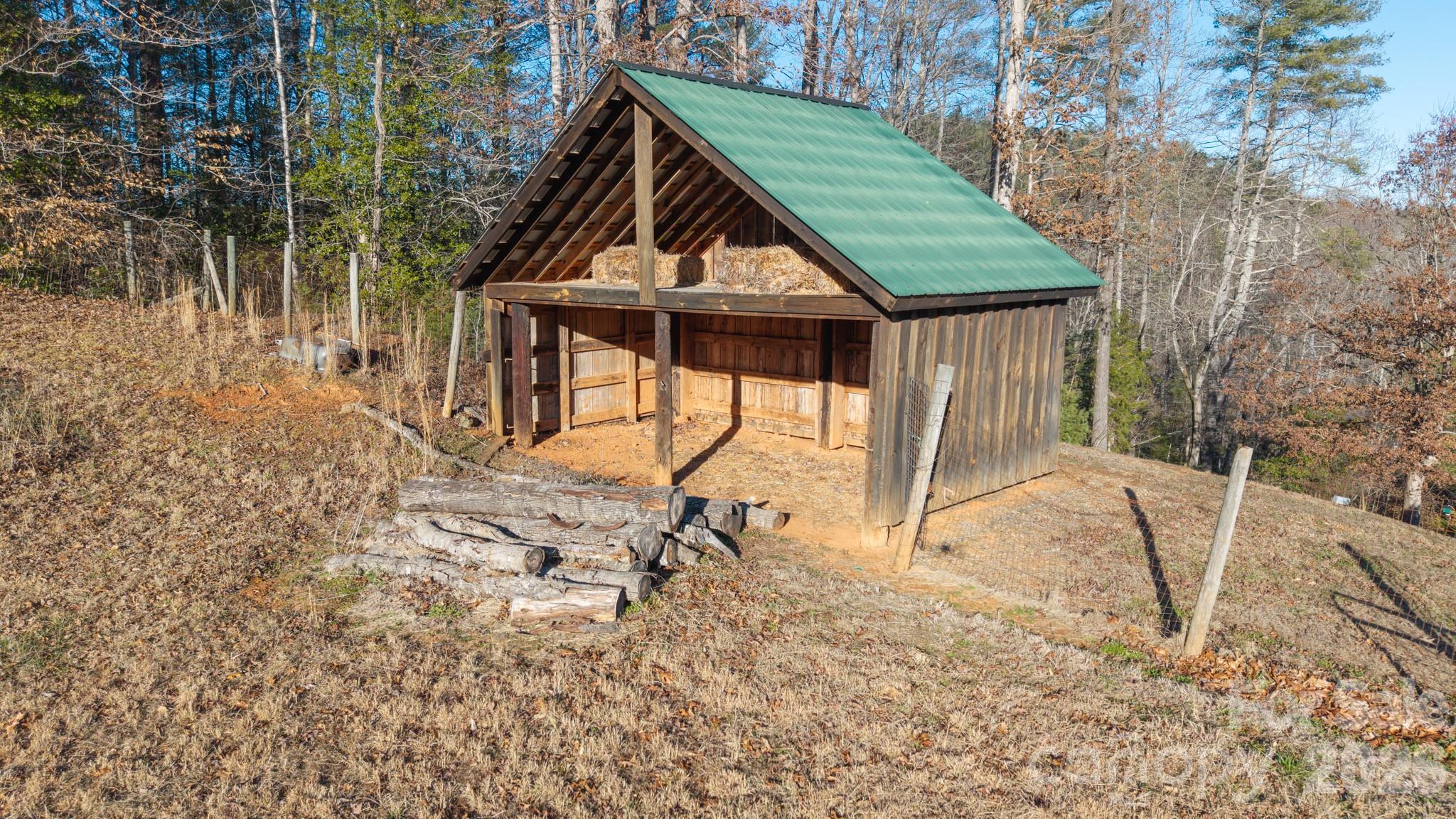 4021 & 4022 Johns River Road — Morganton