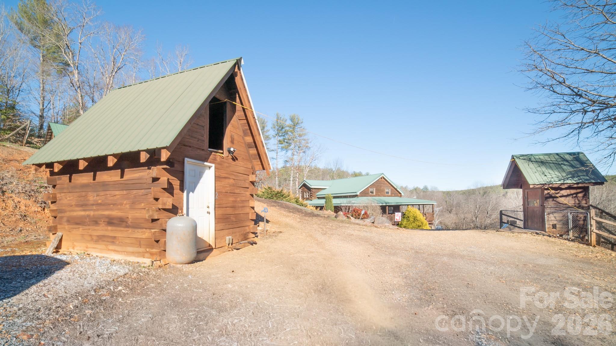 4021 & 4022 Johns River Road — Morganton
