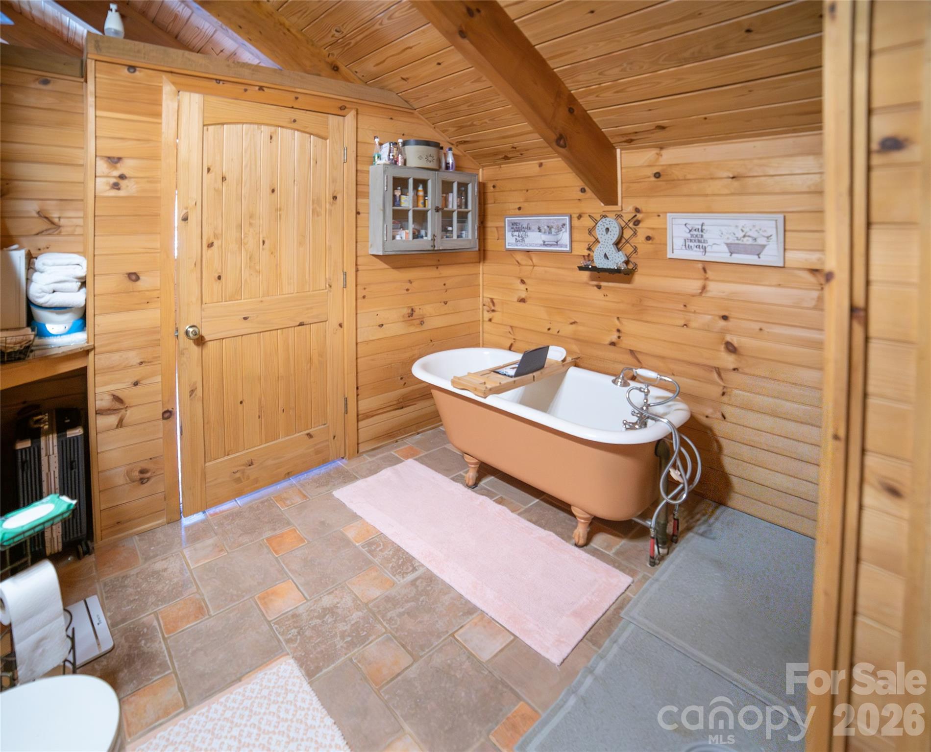 4021 & 4022 Johns River Road — Morganton