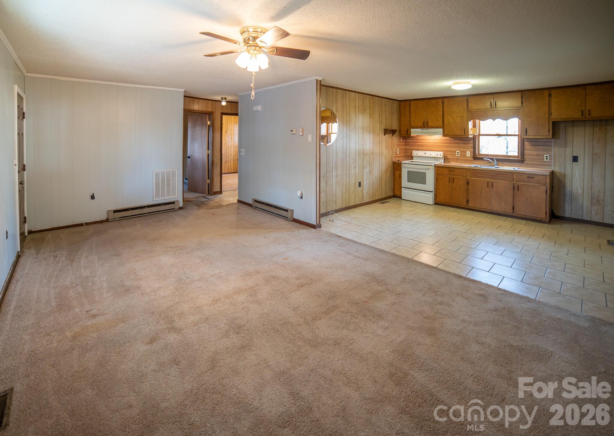 7340 Downs Avenue — Connelly Springs