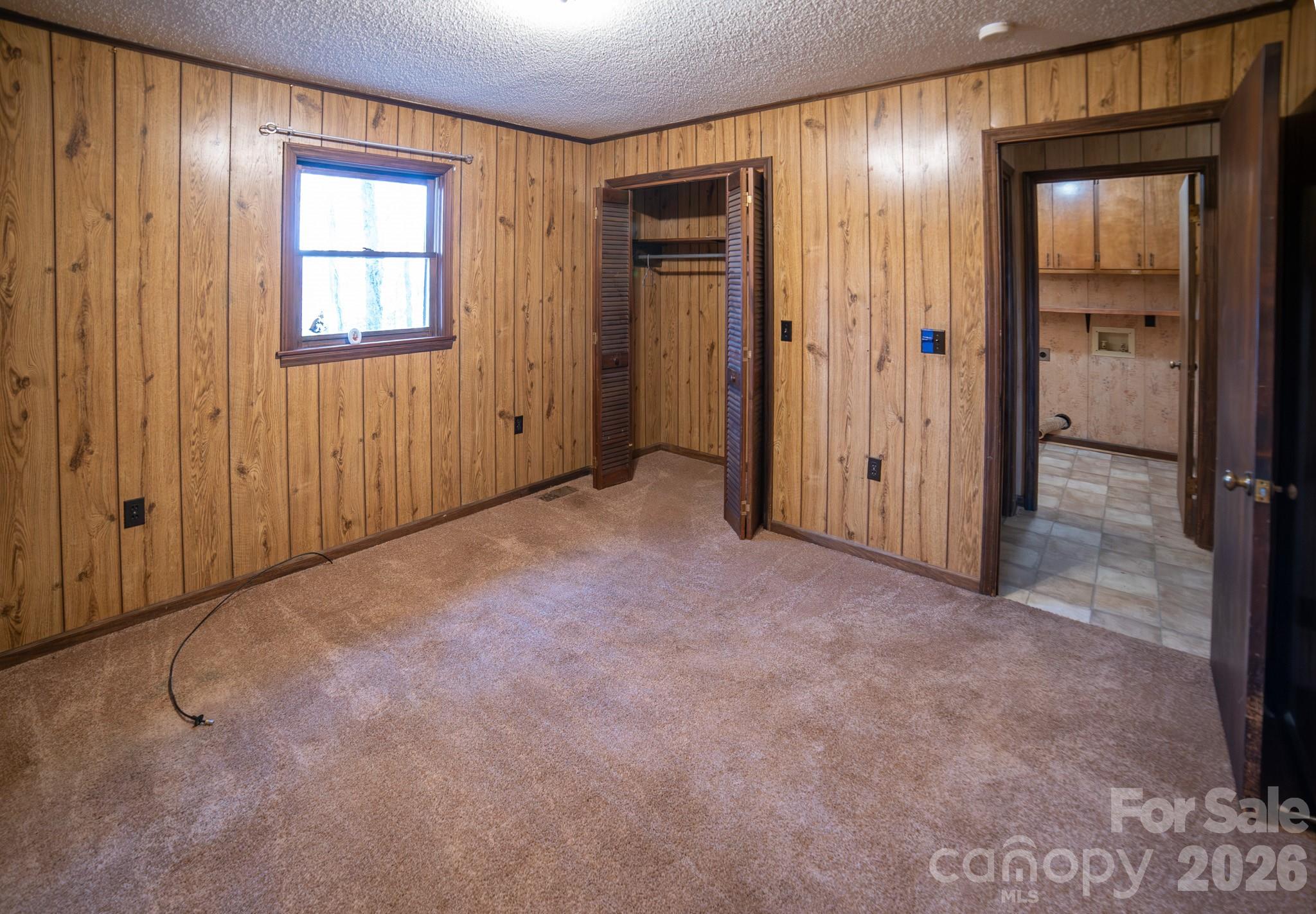 7340 Downs Avenue — Connelly Springs