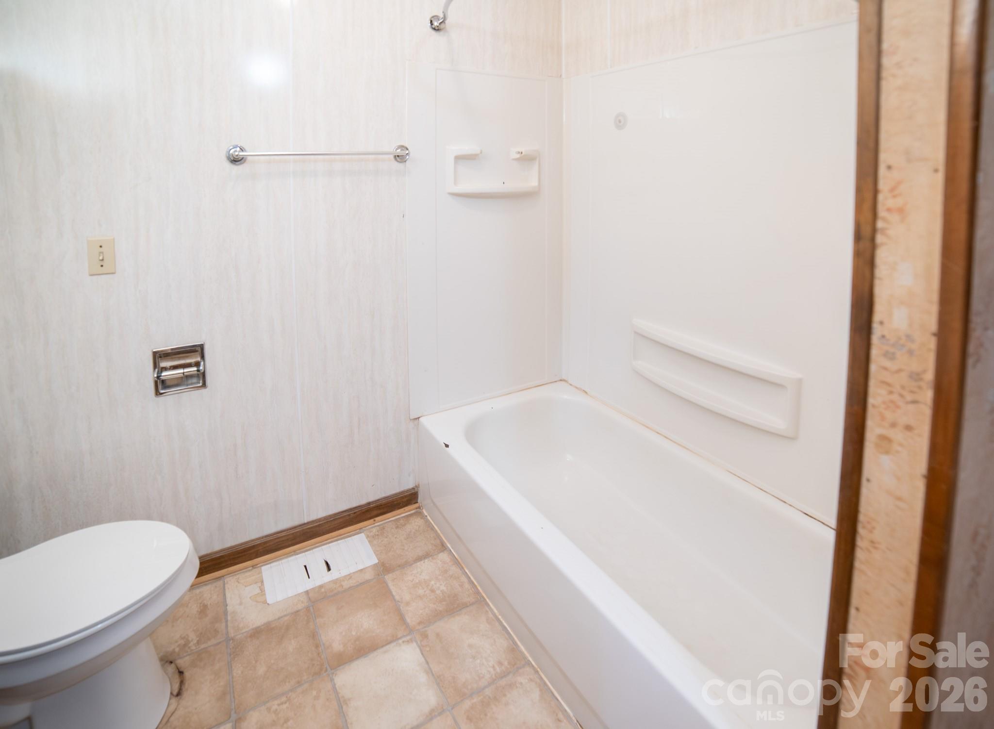 7340 Downs Avenue — Connelly Springs