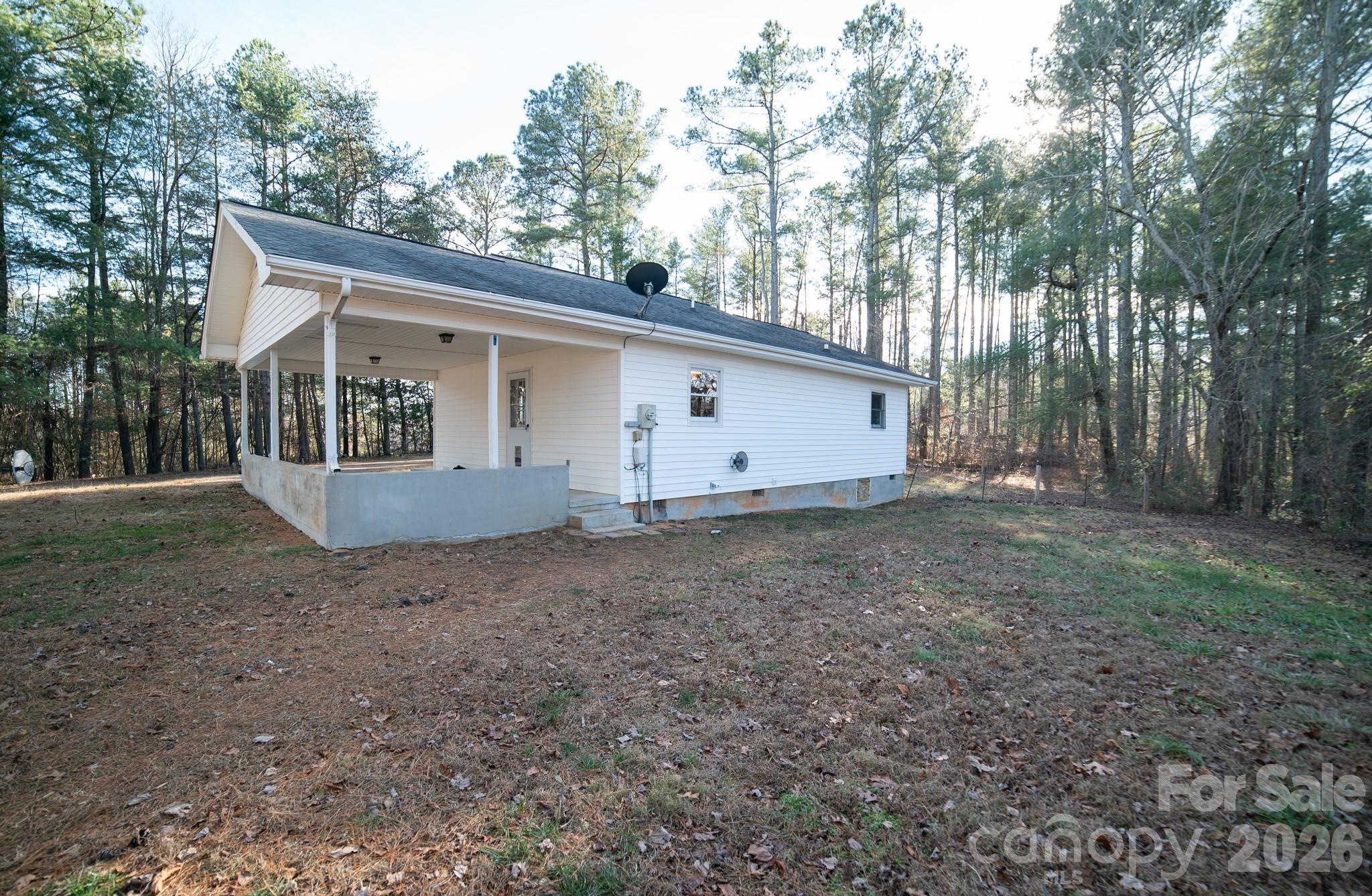7340 Downs Avenue — Connelly Springs