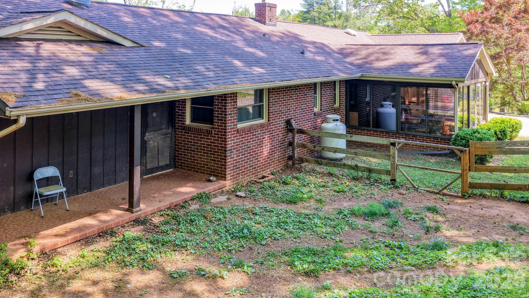 1188 Us Hwy 74 Highway — Bostic
