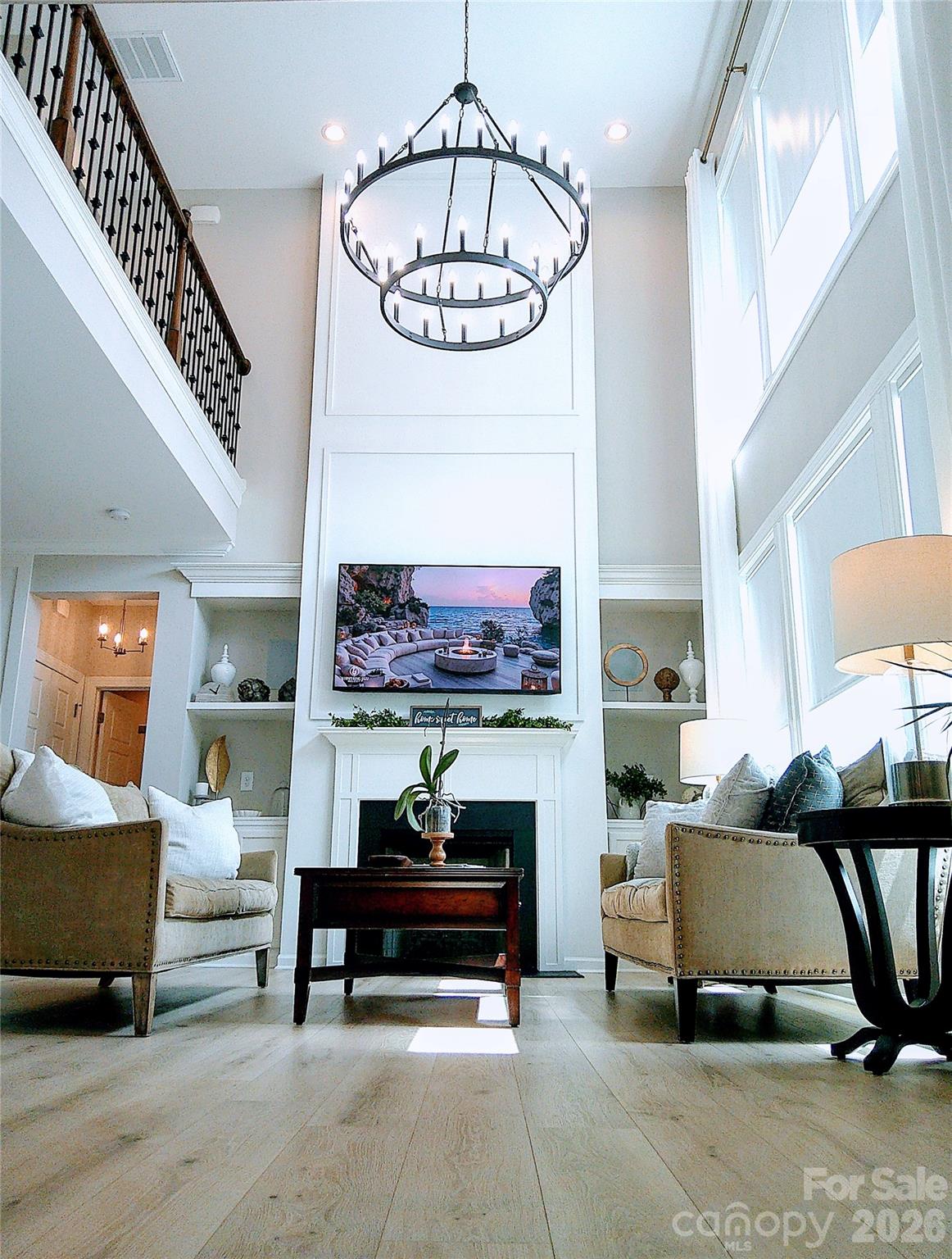 1141 Overlake Drive — Belmont