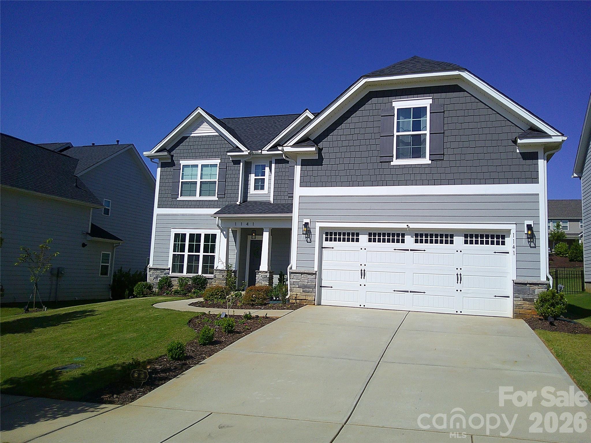 1141 Overlake Drive — Belmont