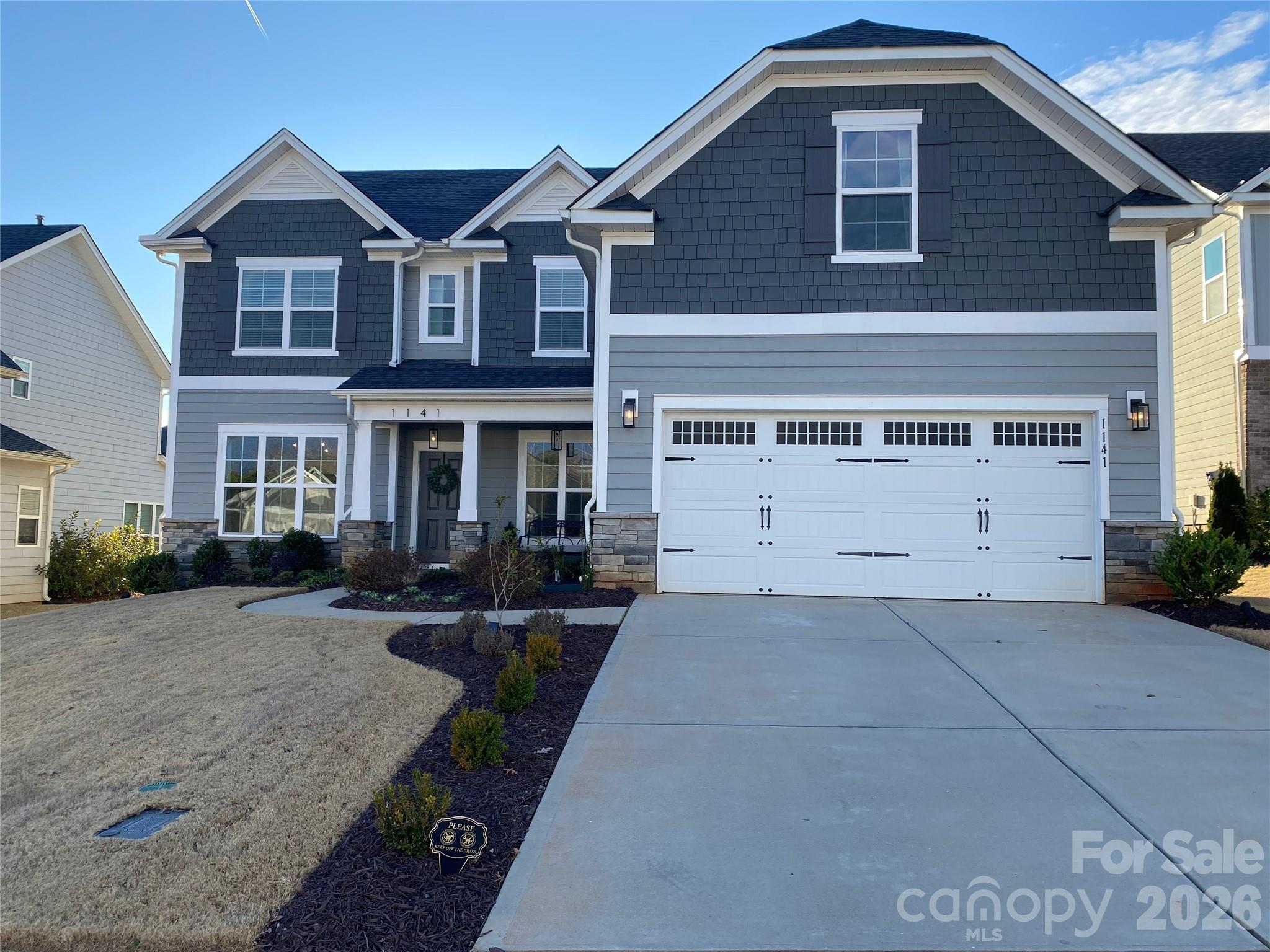 1141 Overlake Drive — Belmont