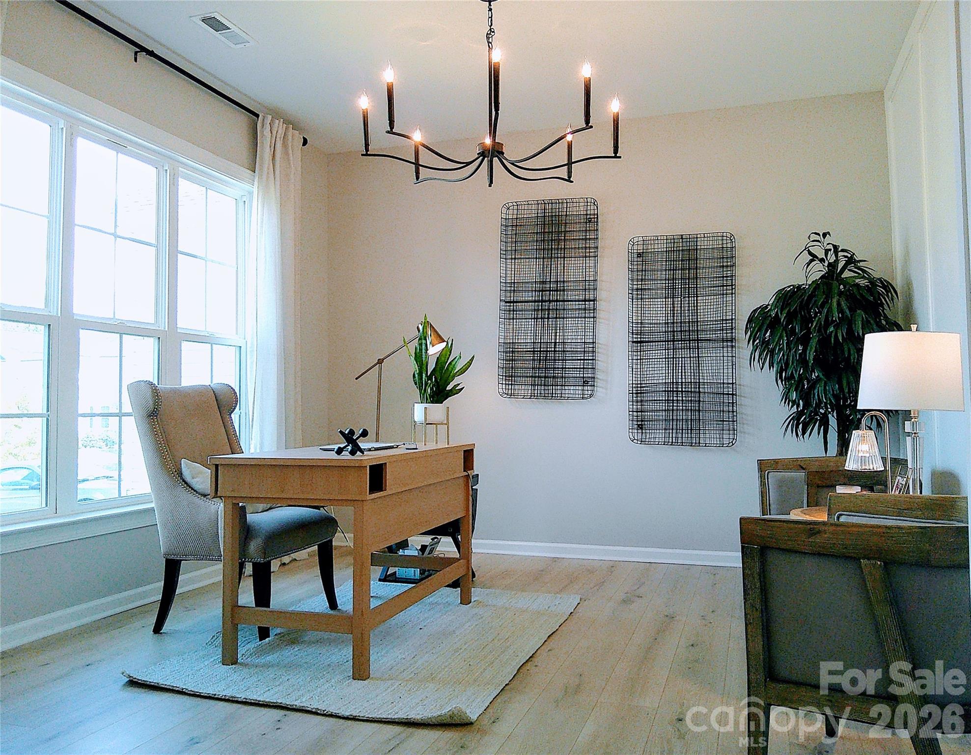 1141 Overlake Drive — Belmont