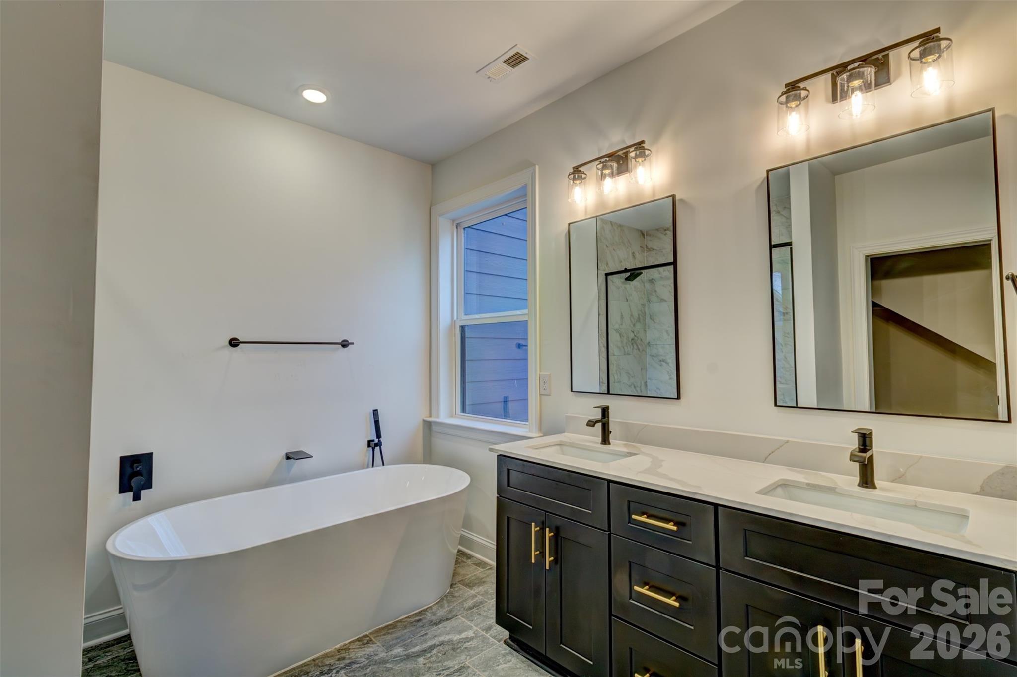 1041 Harrogate Drive — Bessemer City