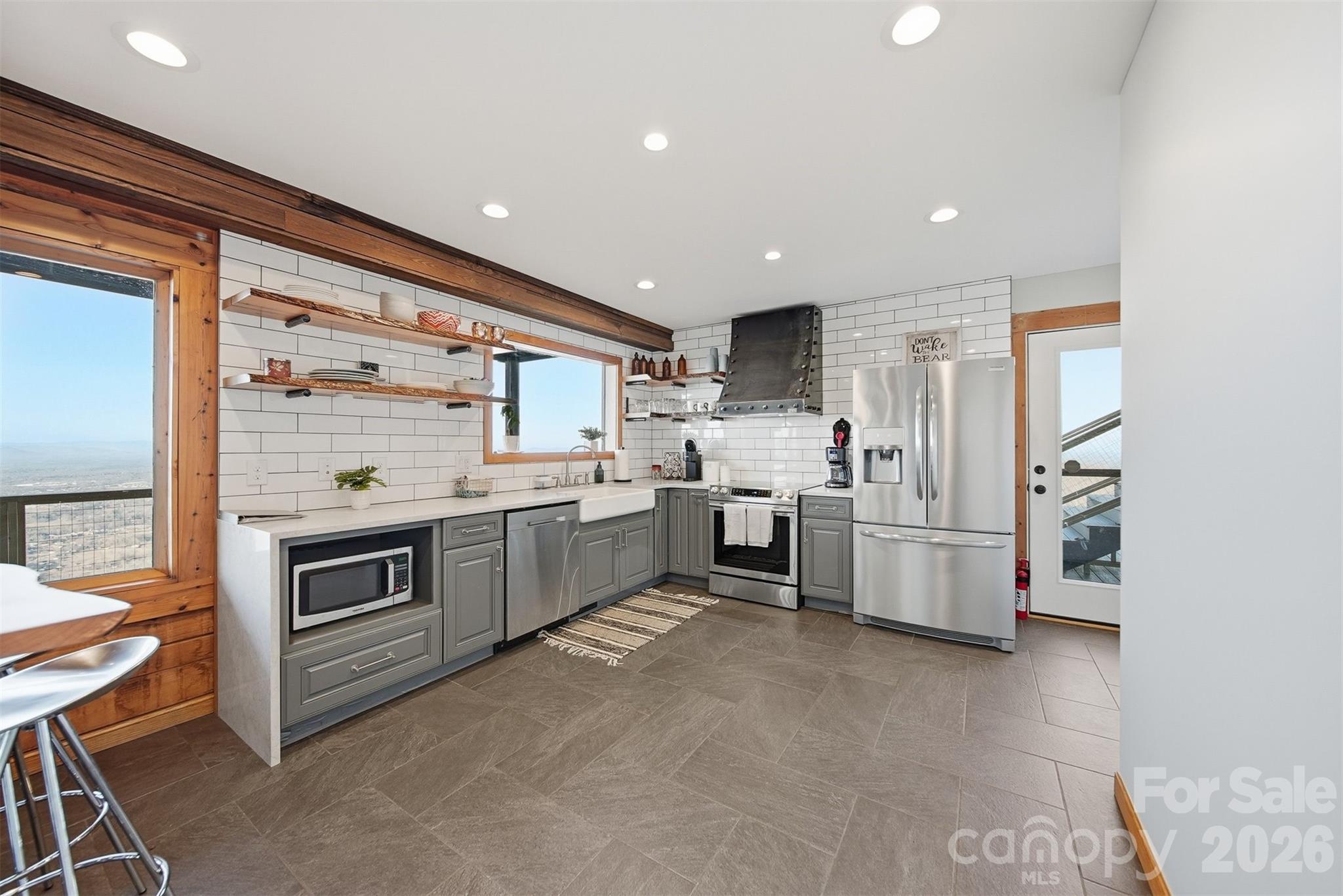 6500 Burkemont Road — Morganton
