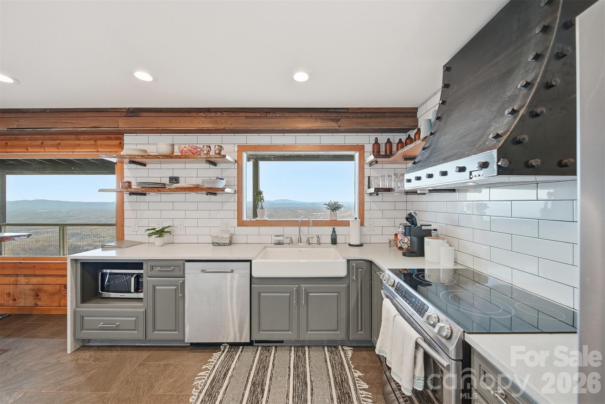 6500 Burkemont Road — Morganton