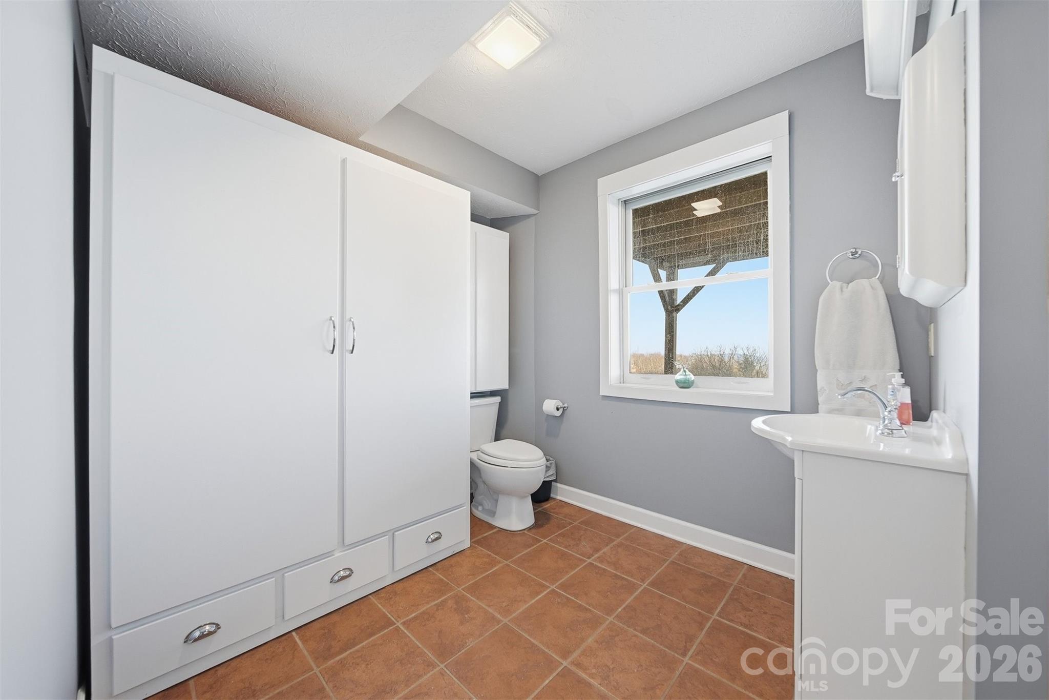 6500 Burkemont Road — Morganton