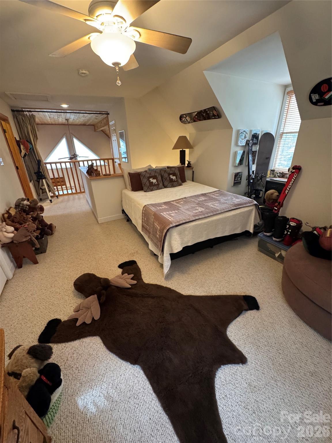 128 Hillcrest Road — Newland