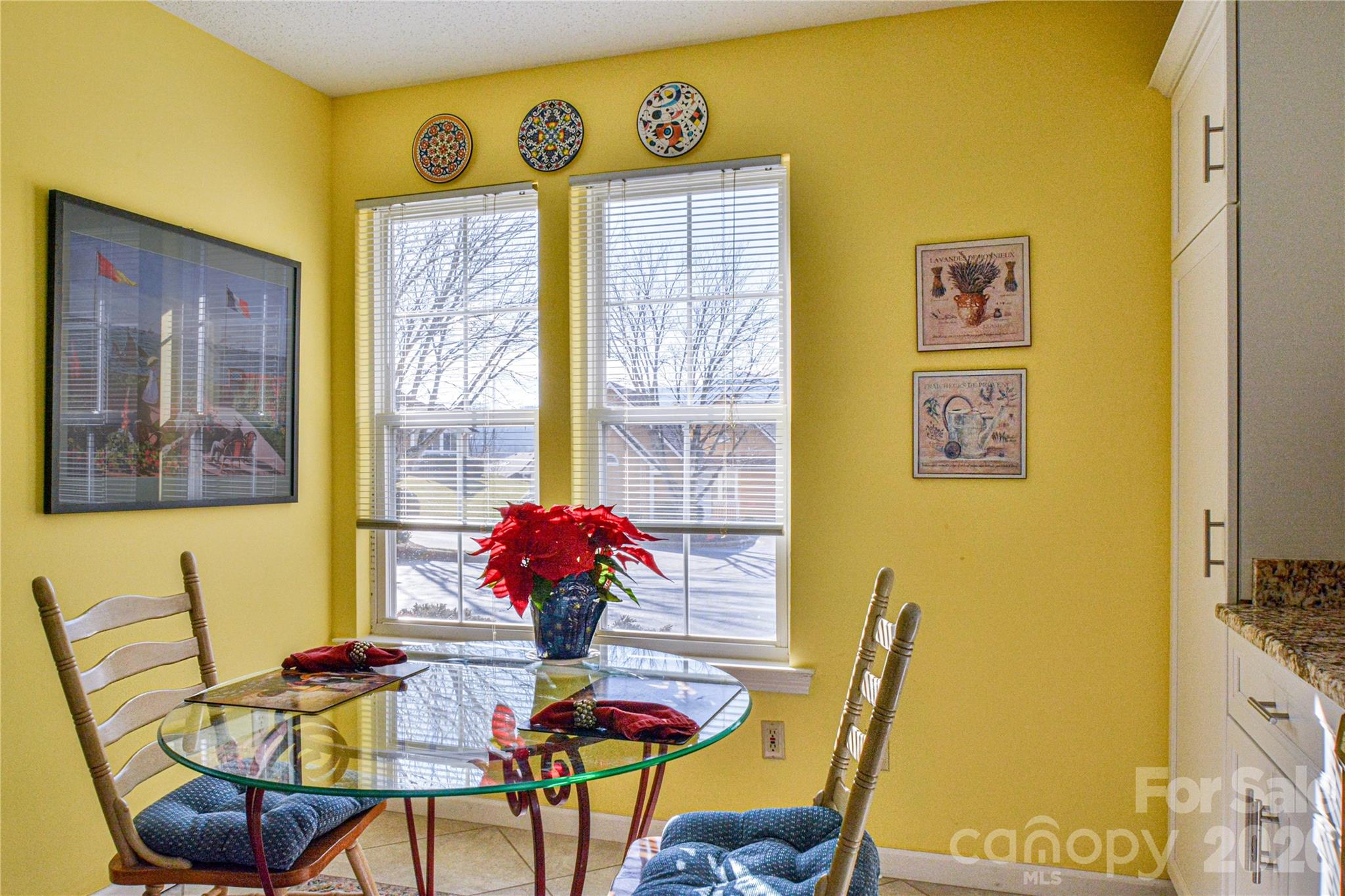 1301 Hyde Park Drive — Asheville