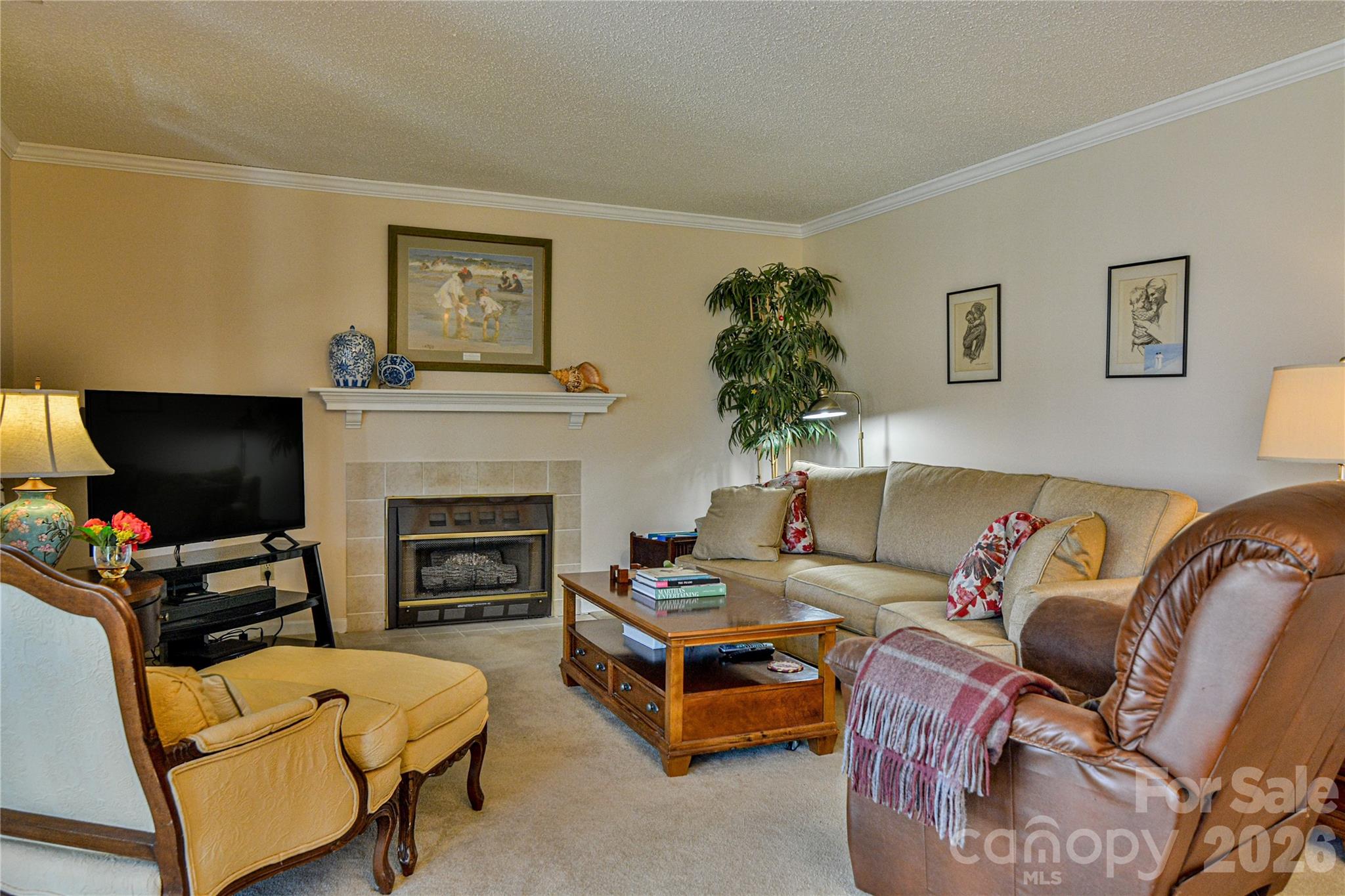 1301 Hyde Park Drive — Asheville