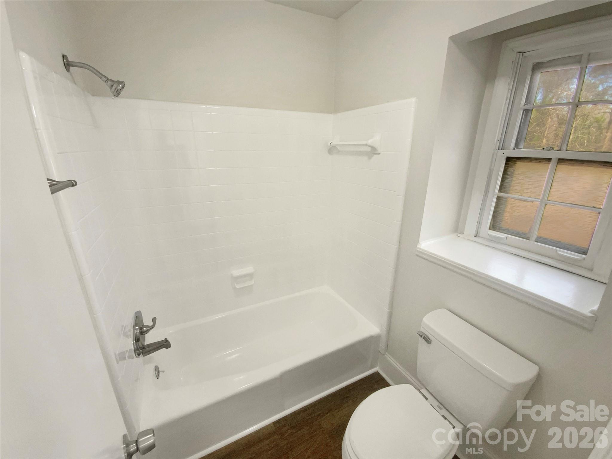4661 Easthaven Drive — Charlotte