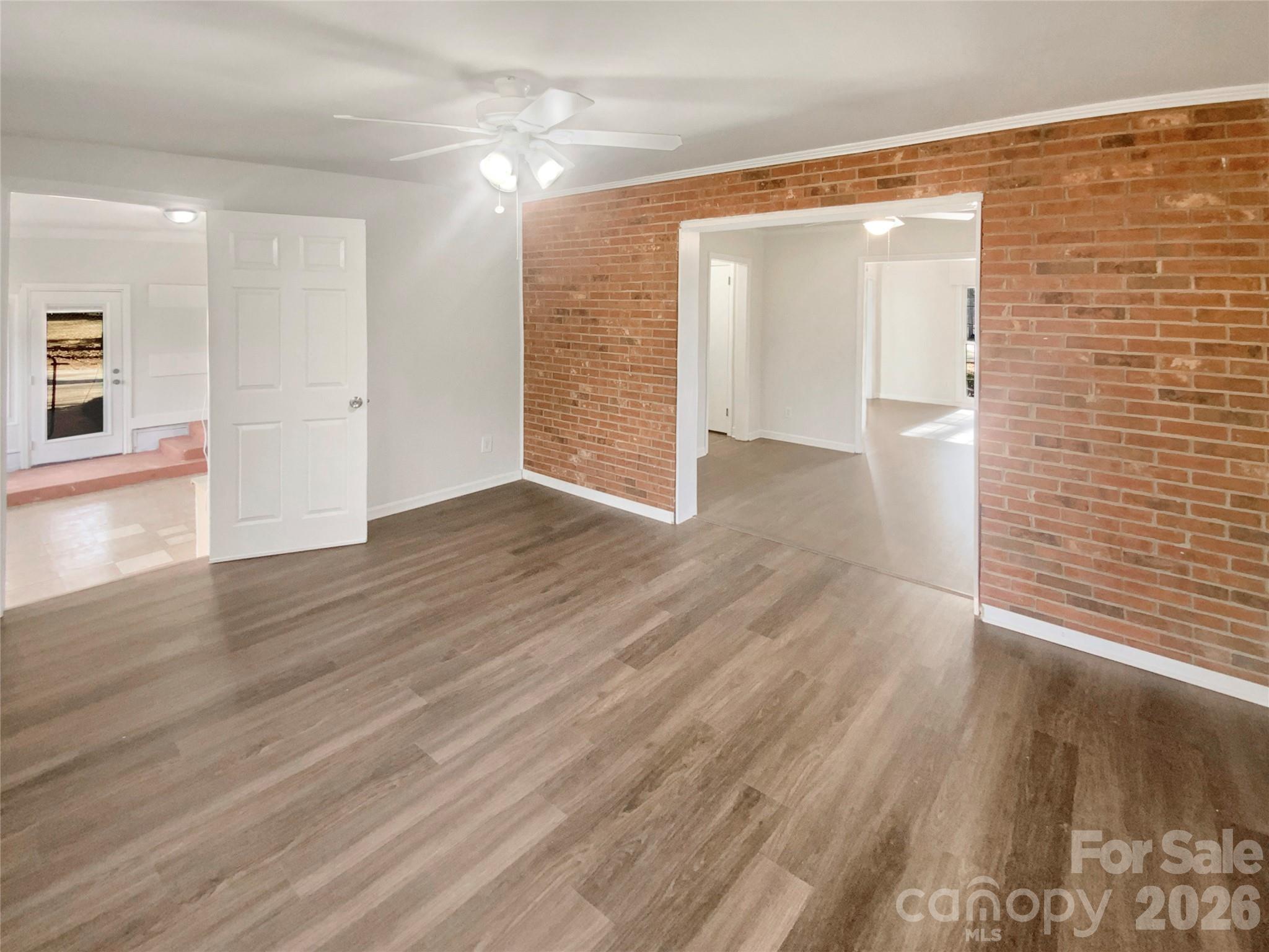 4661 Easthaven Drive — Charlotte