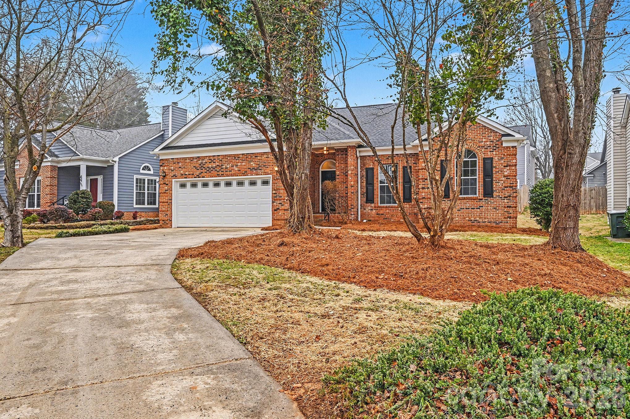 150 Ashford Hollow Lane — Mooresville