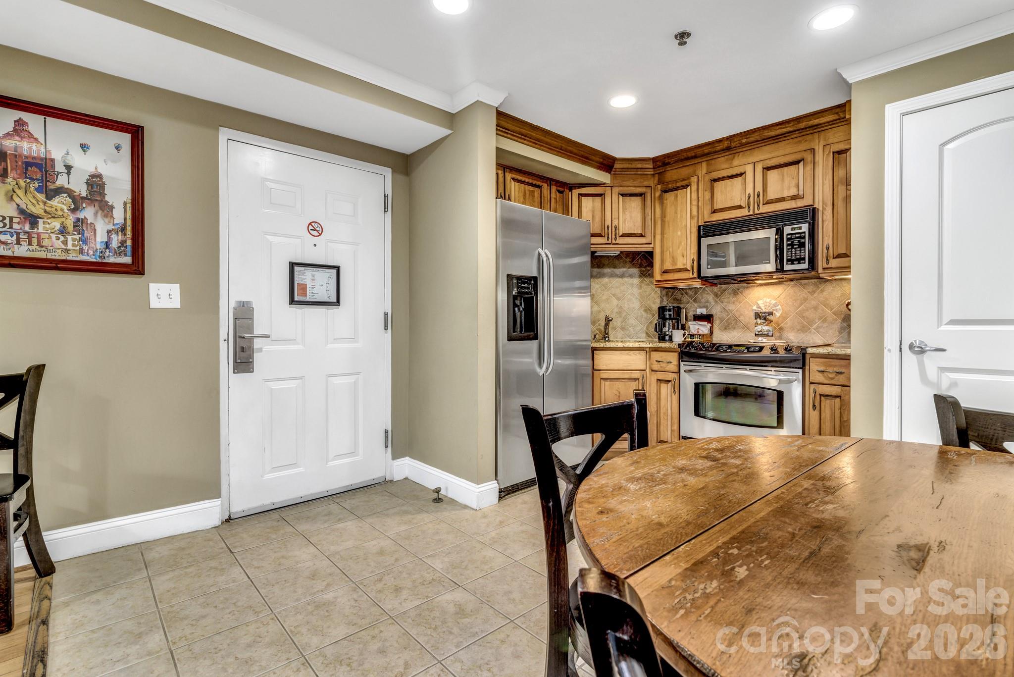 119 Bowling Park Road — Asheville