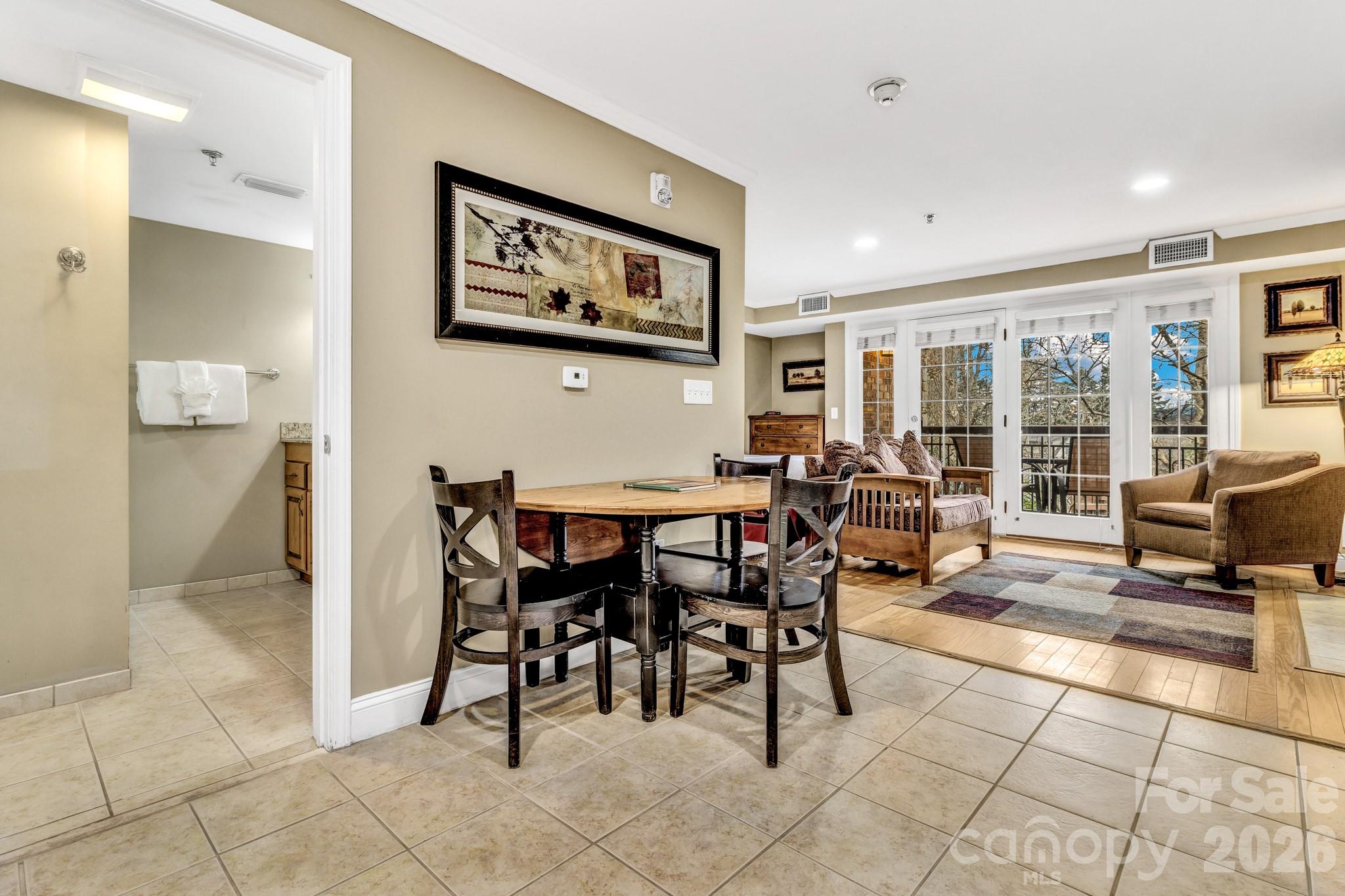 119 Bowling Park Road — Asheville
