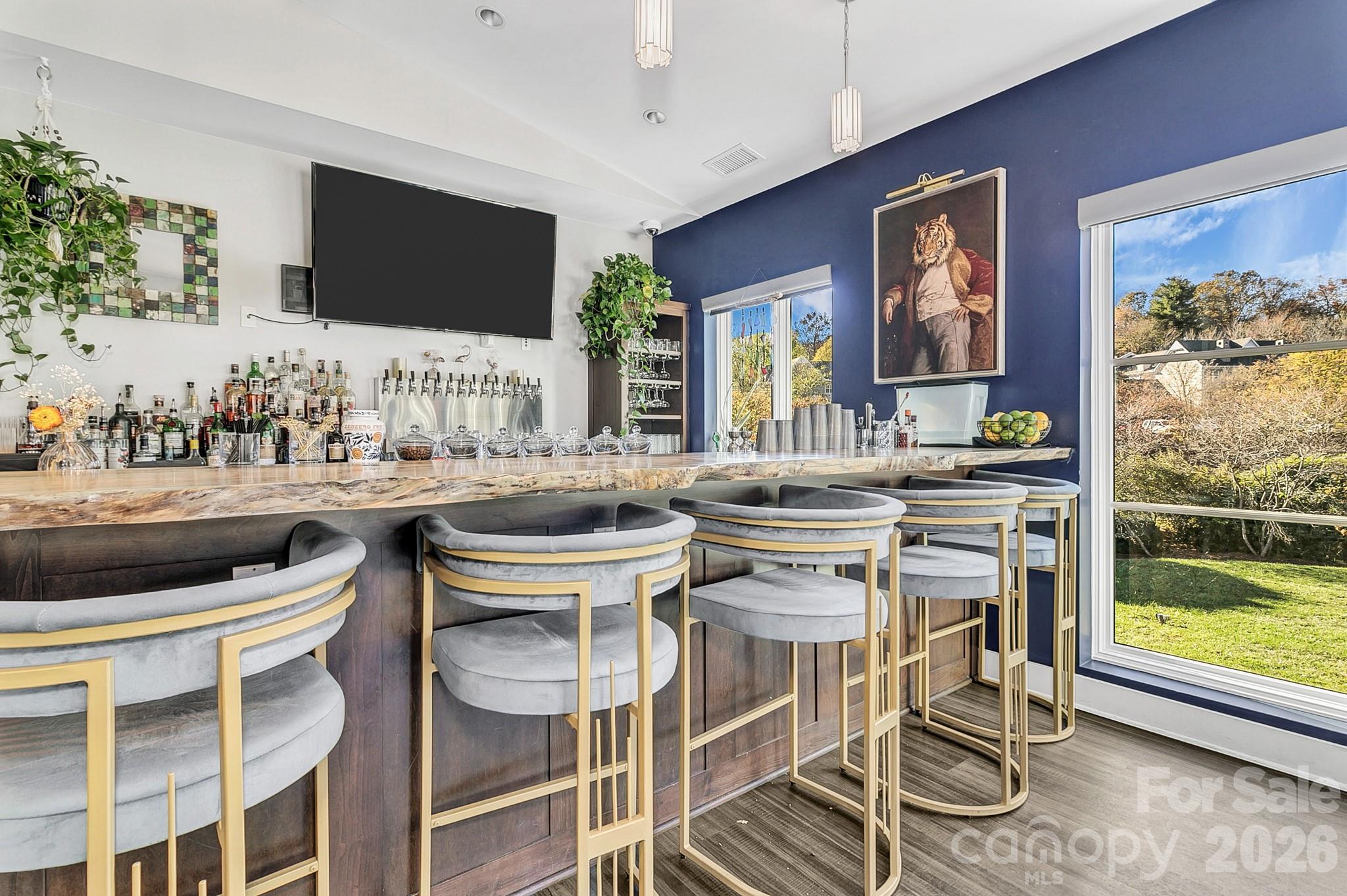119 Bowling Park Road — Asheville