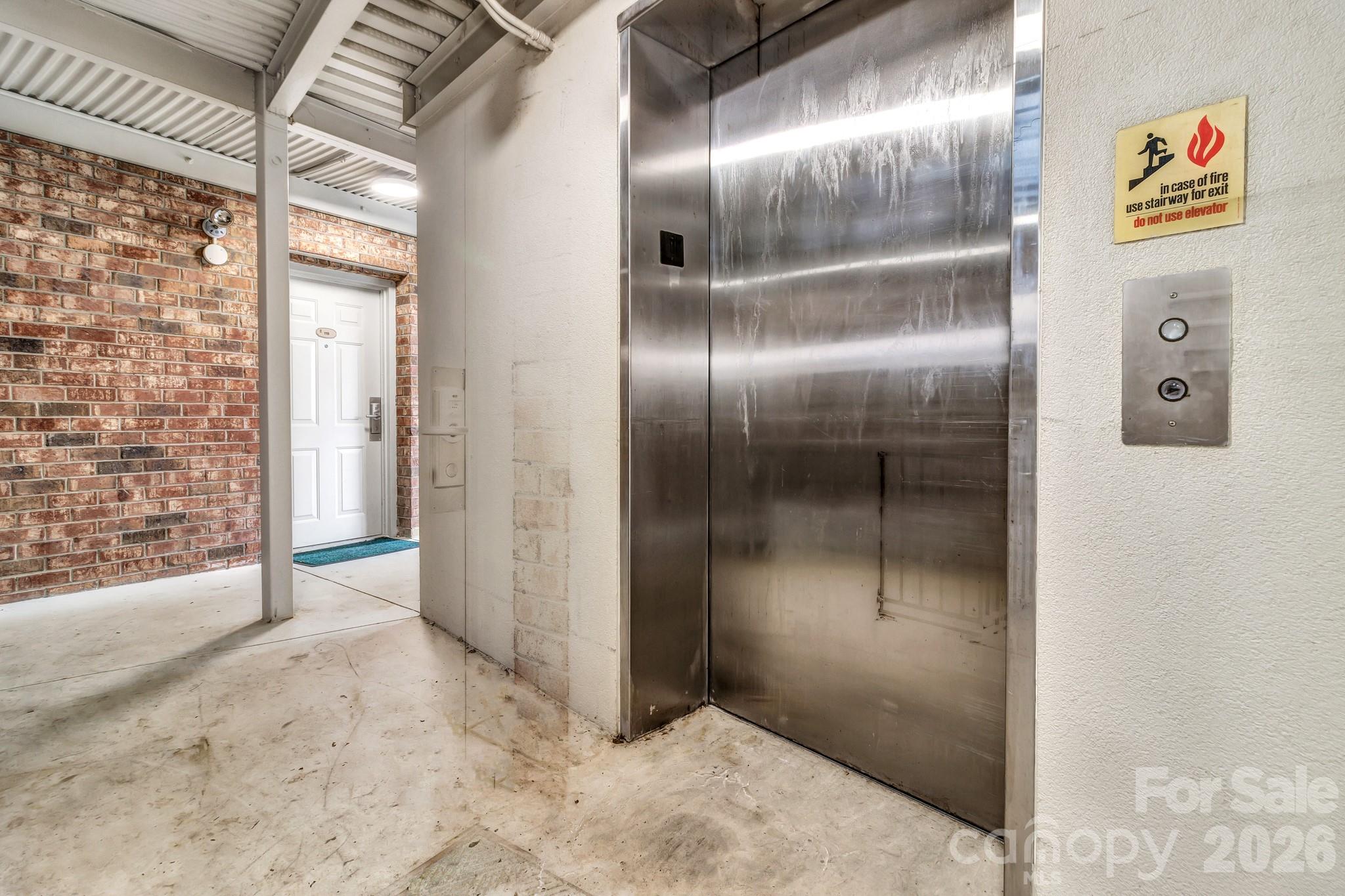 119 Bowling Park Road — Asheville