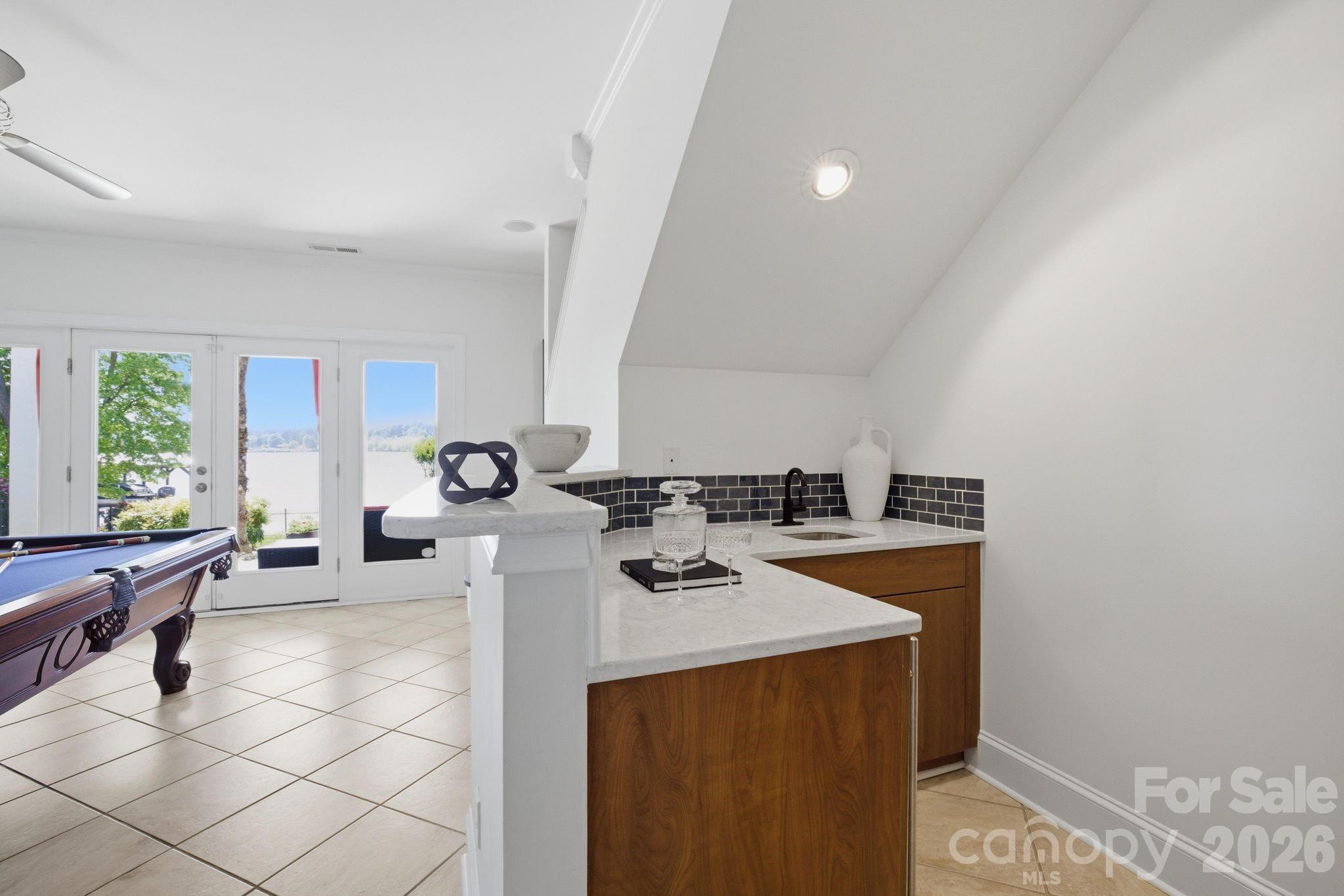 144 Mariner Pointe Lane — Mooresville
