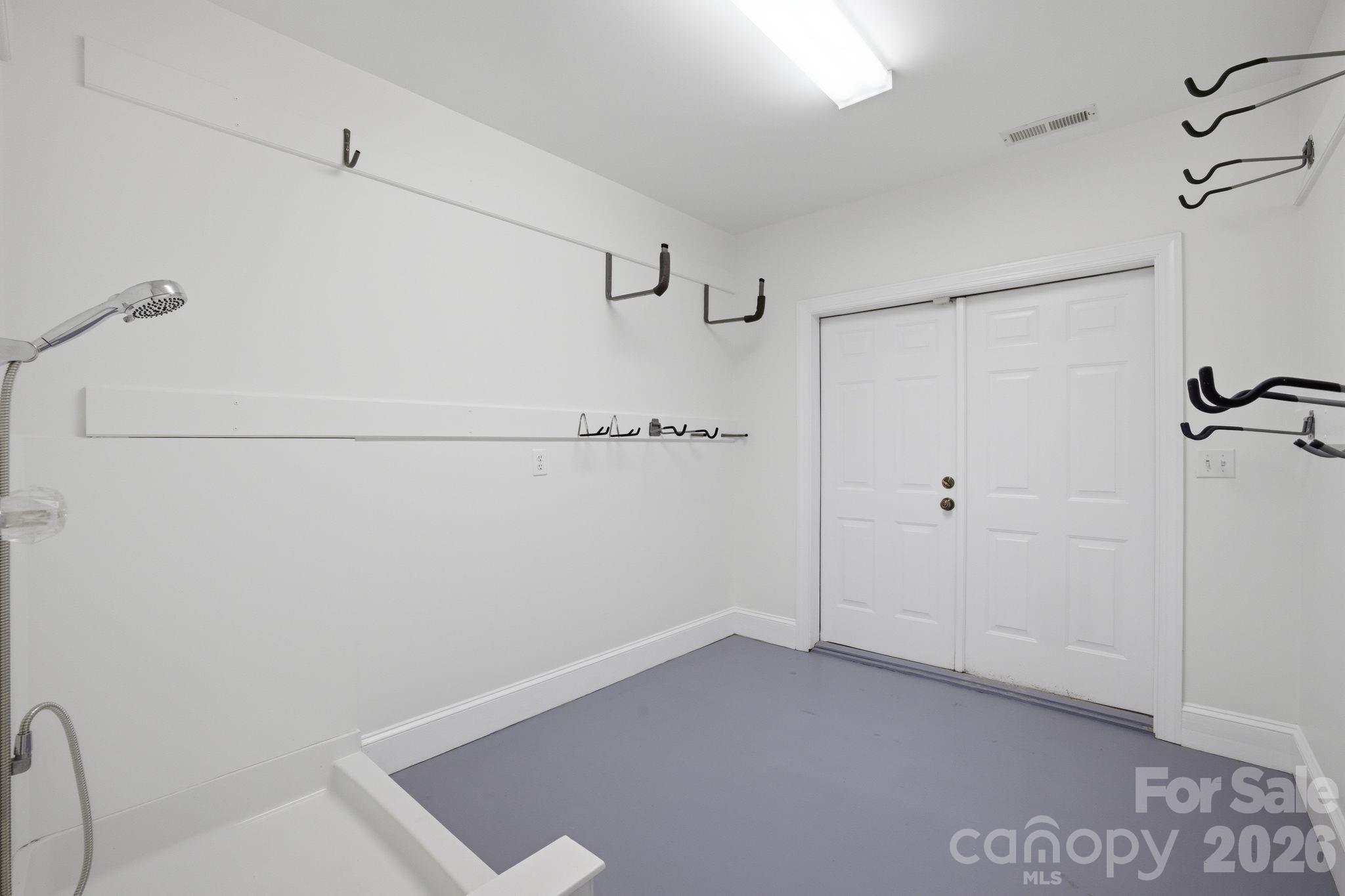 144 Mariner Pointe Lane — Mooresville
