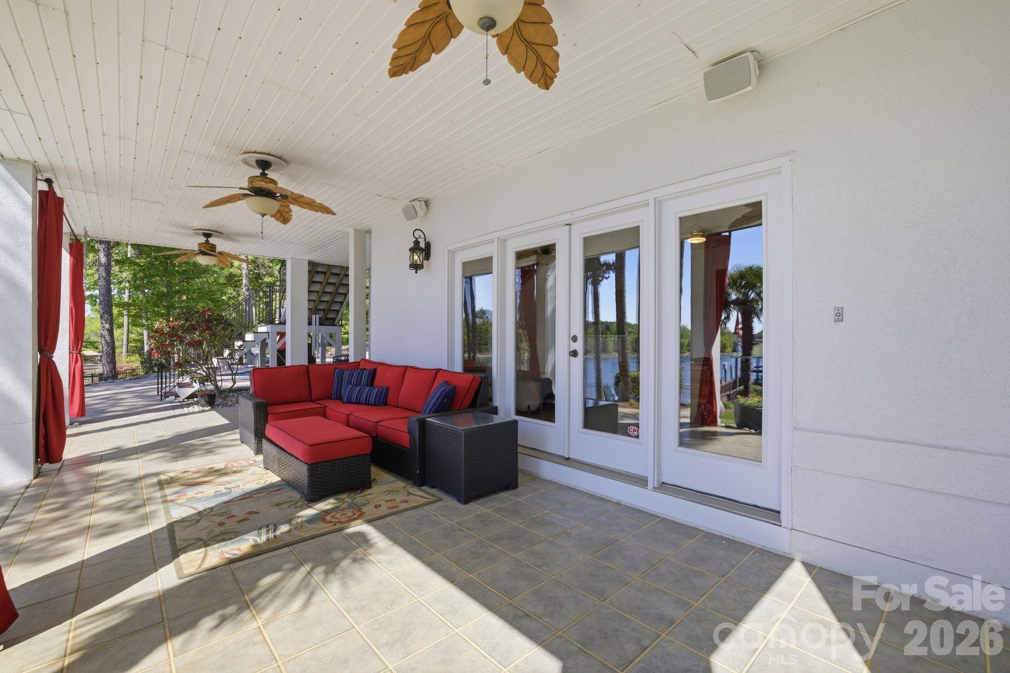 144 Mariner Pointe Lane — Mooresville