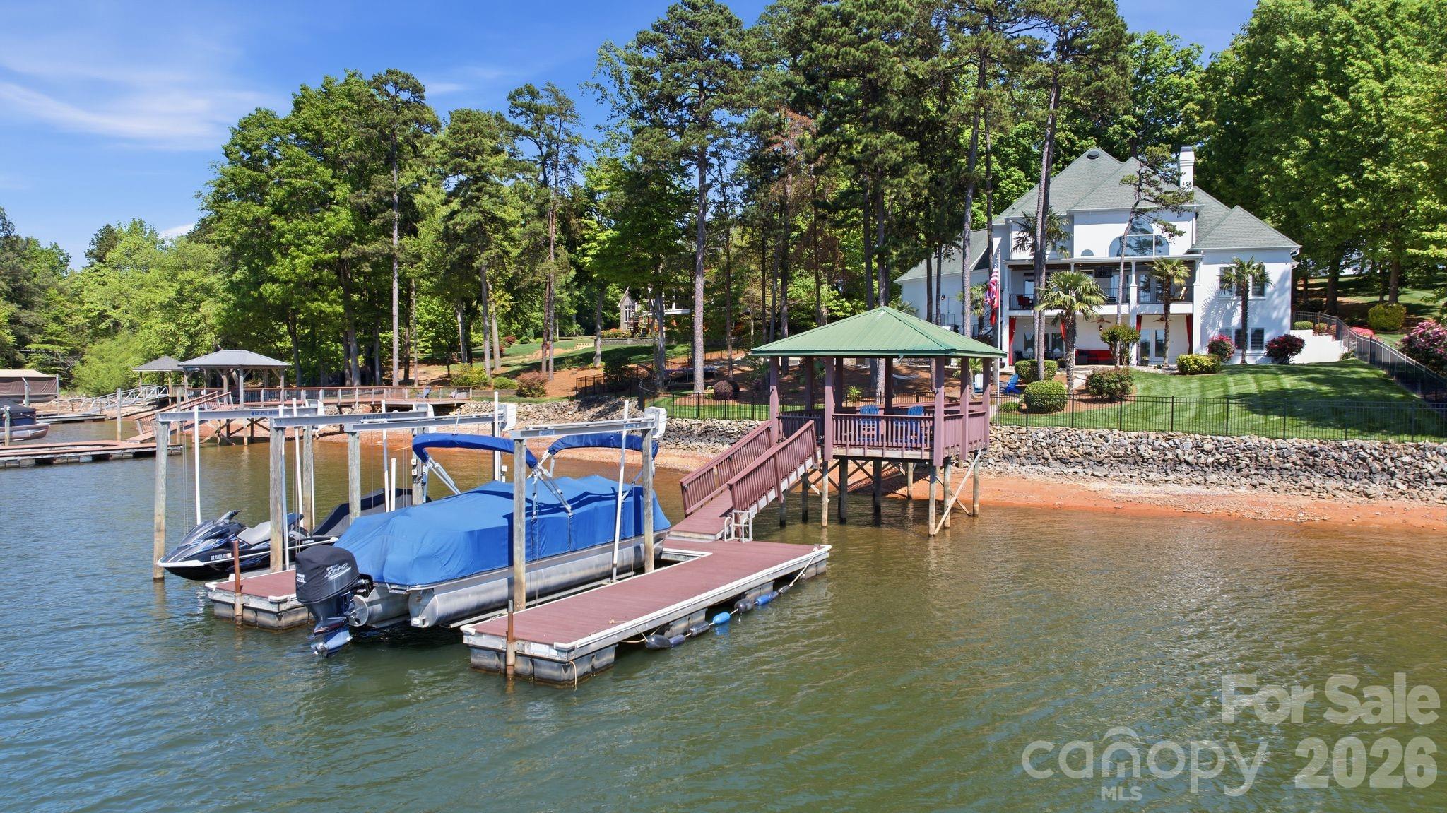 144 Mariner Pointe Lane — Mooresville