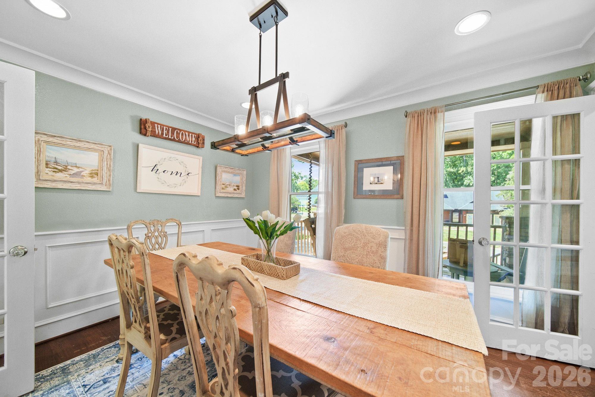 19424 Heartland Street — Cornelius