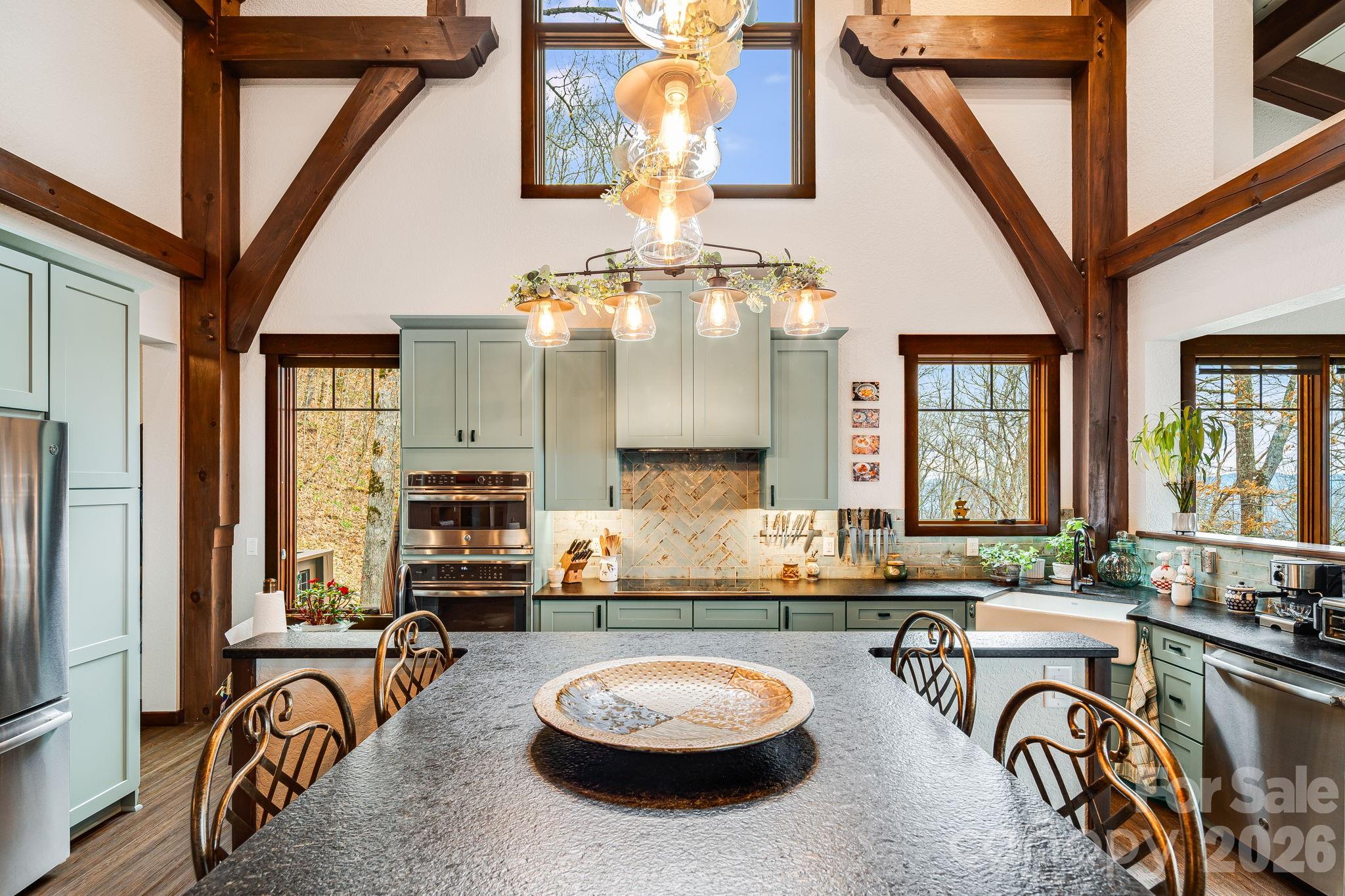 2223 Scarlet Ridge — Sylva