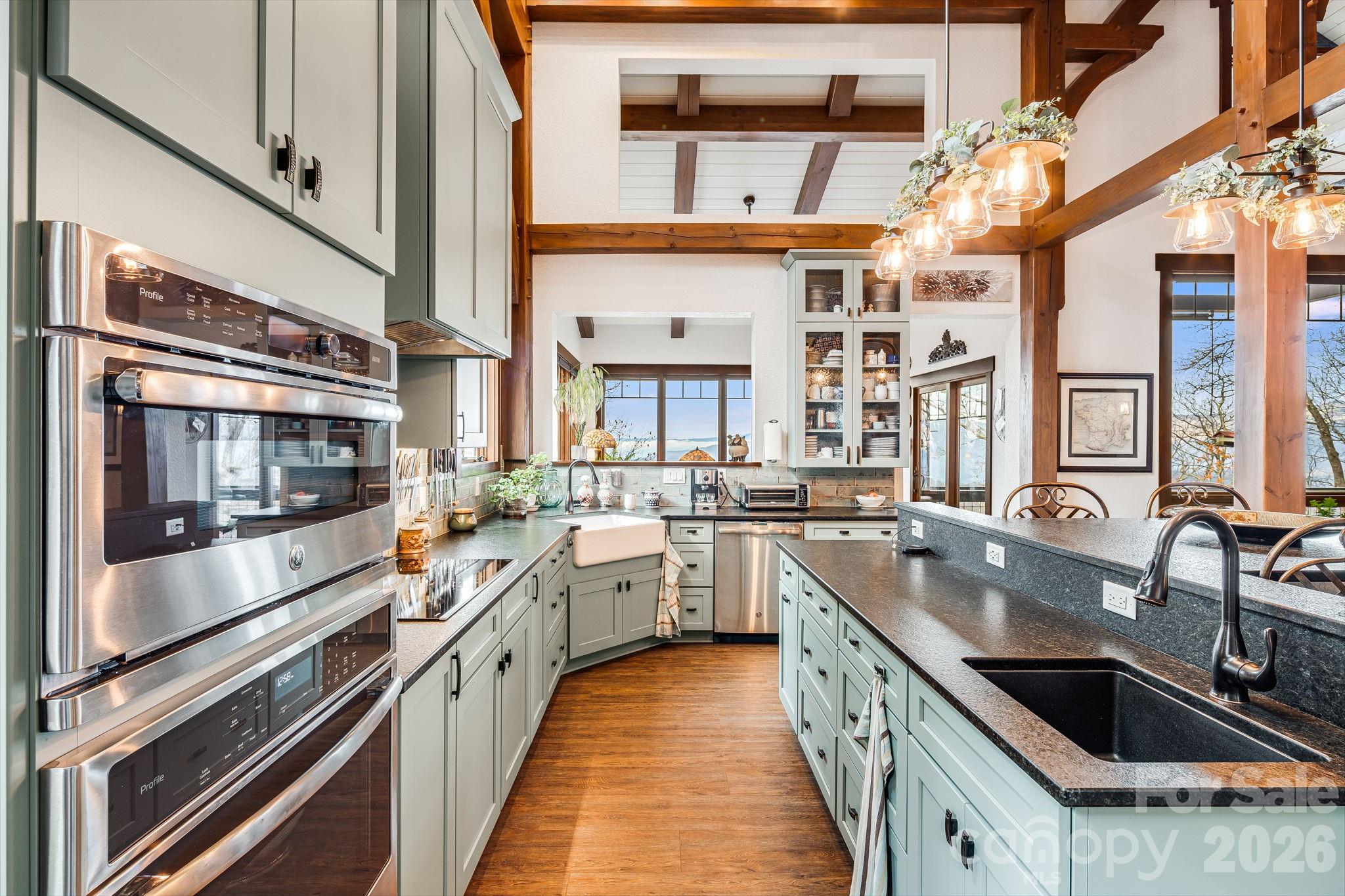 2223 Scarlet Ridge — Sylva