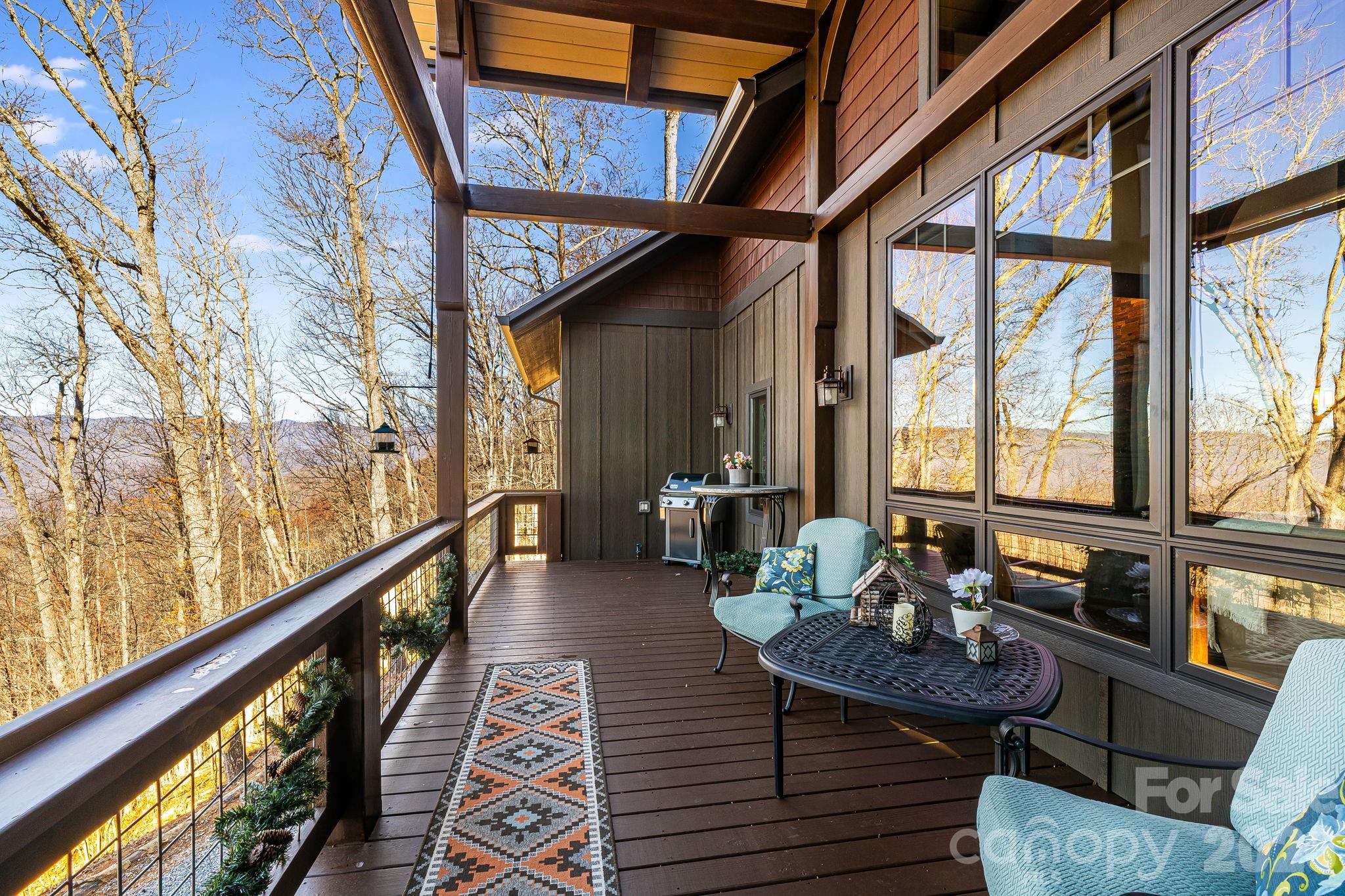 2223 Scarlet Ridge — Sylva