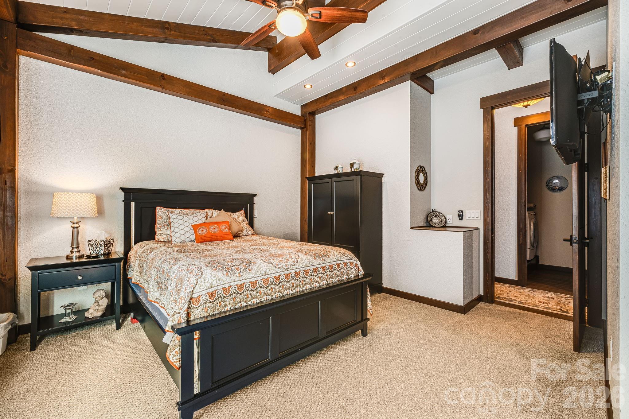 2223 Scarlet Ridge — Sylva