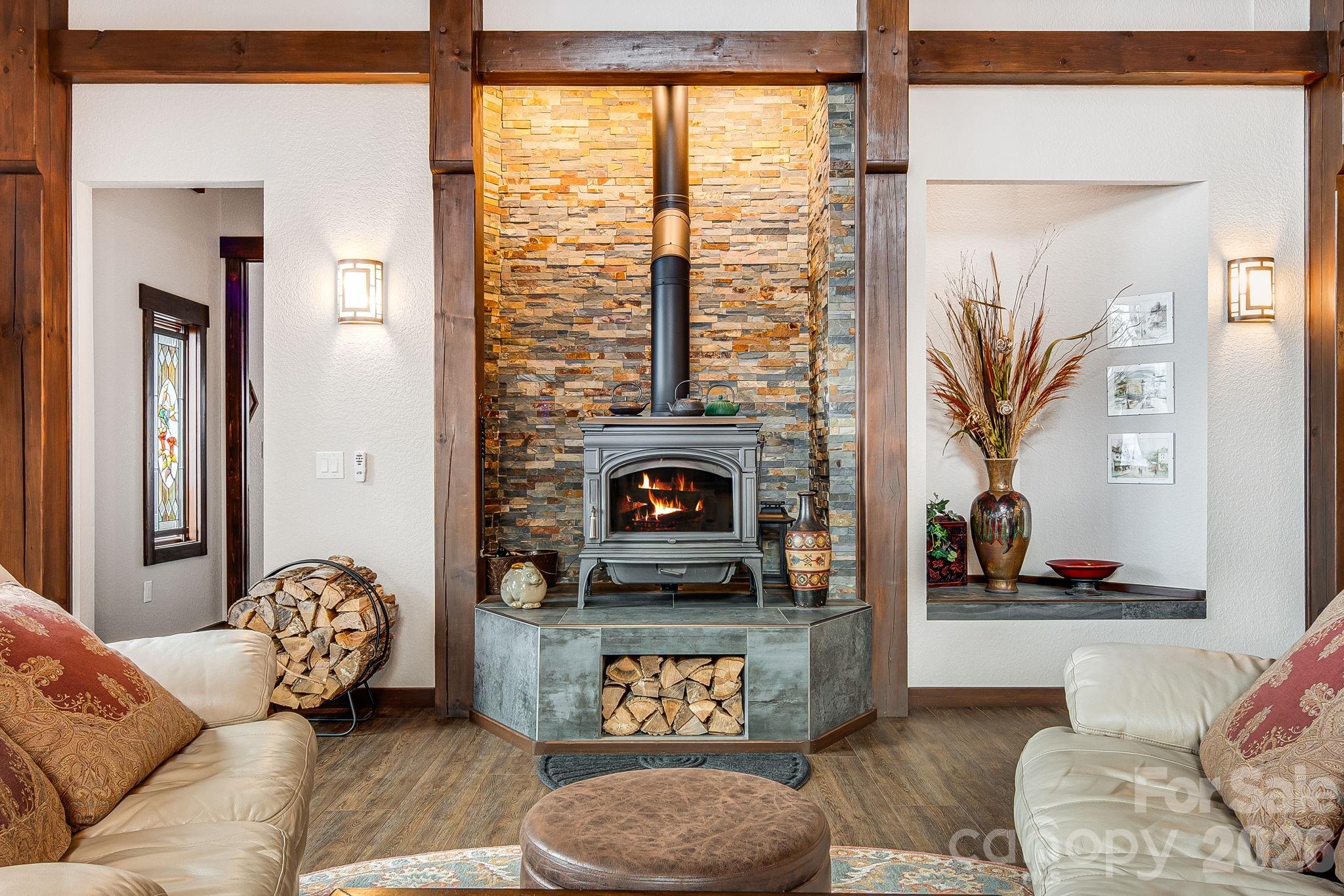 2223 Scarlet Ridge — Sylva