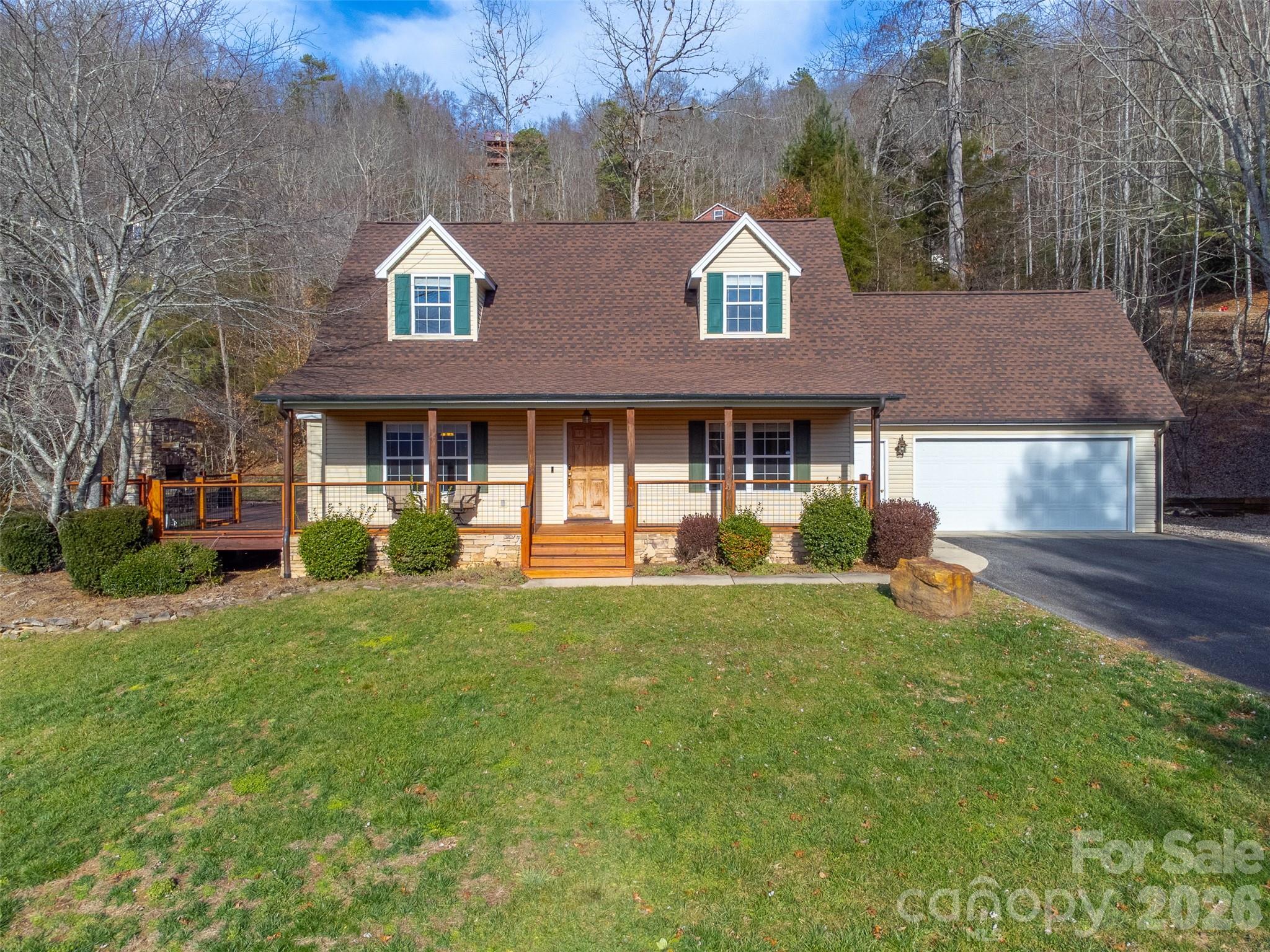161 Rock Field Way — Sylva