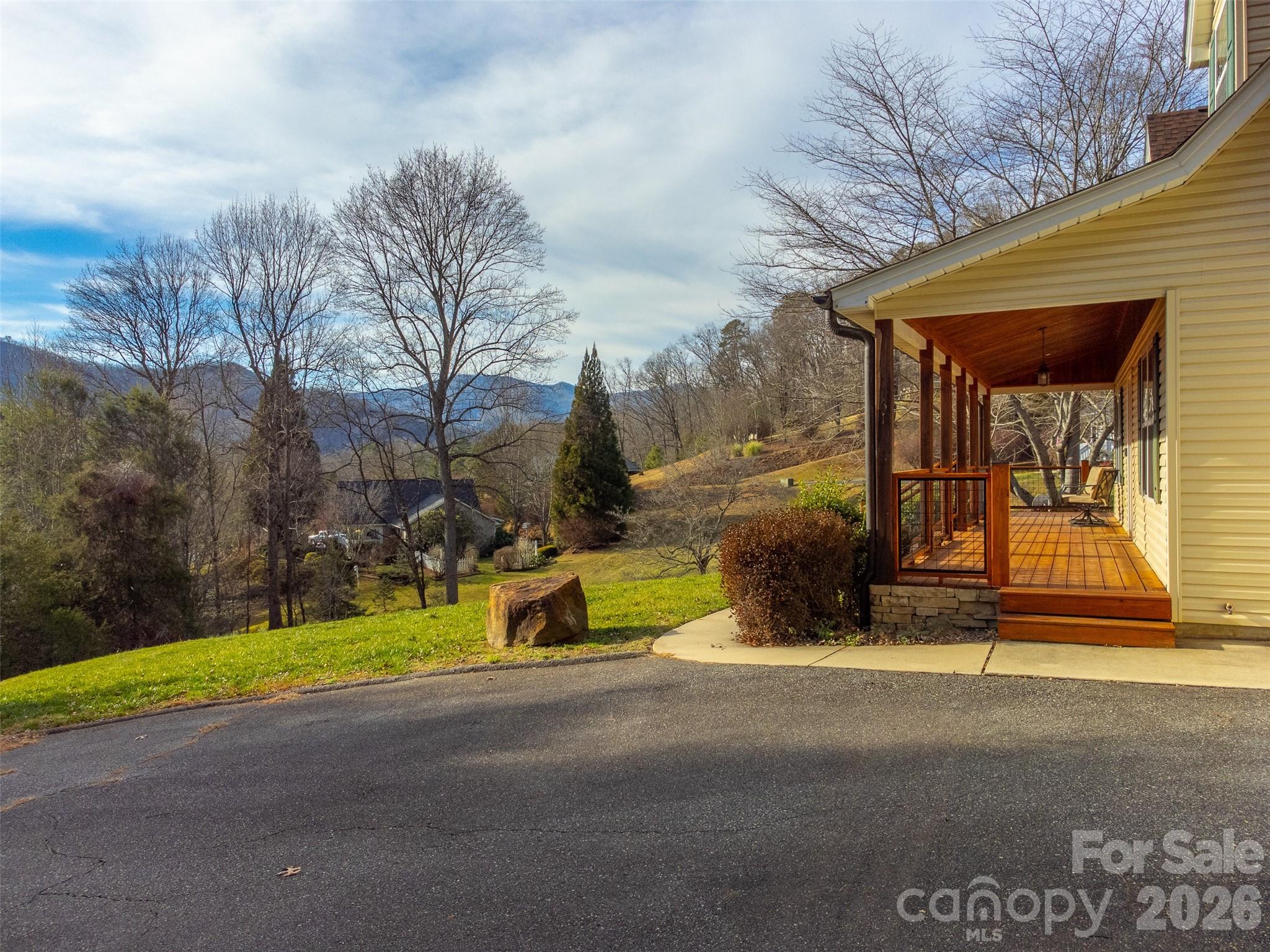 161 Rock Field Way — Sylva