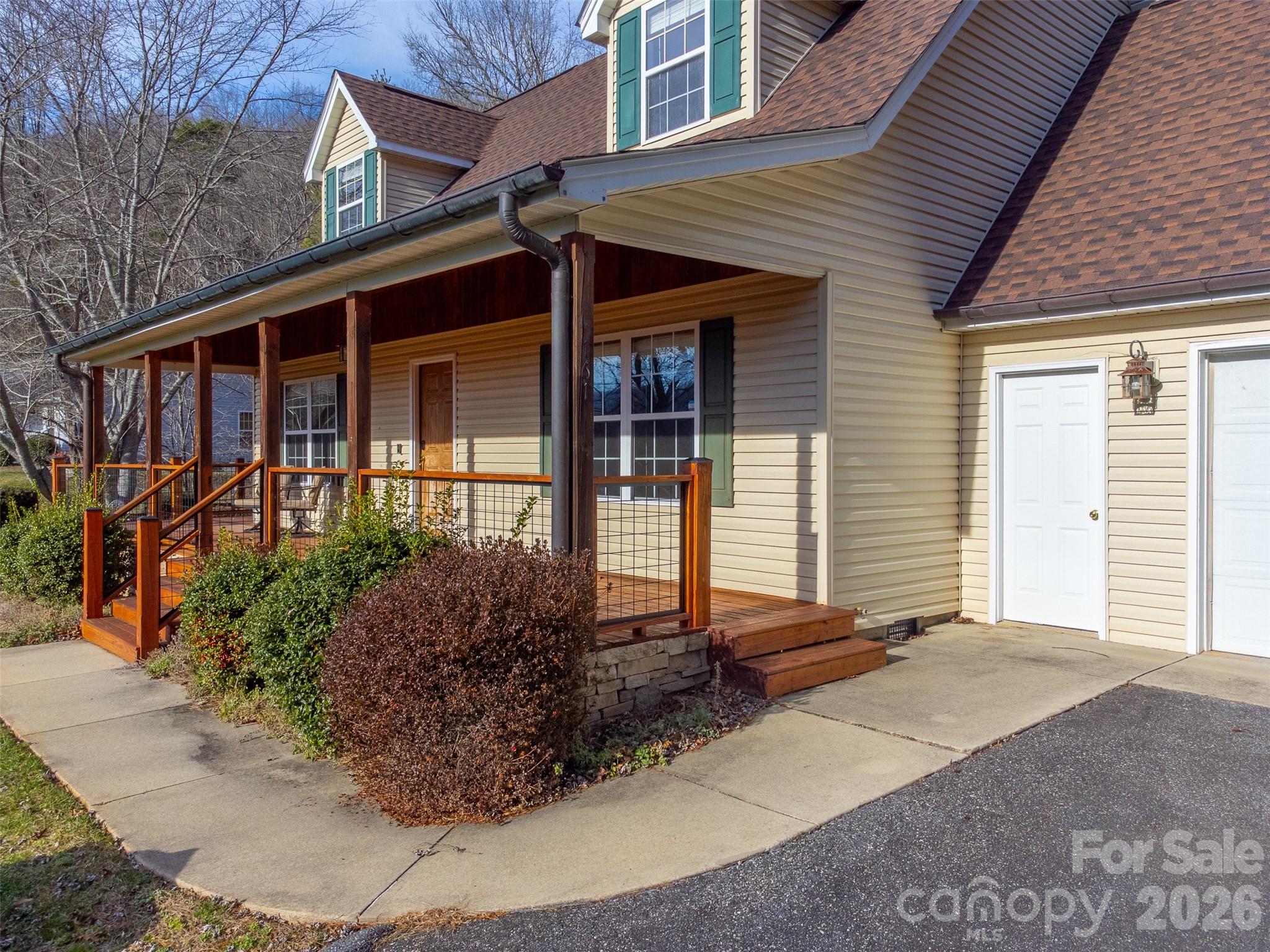 161 Rock Field Way — Sylva